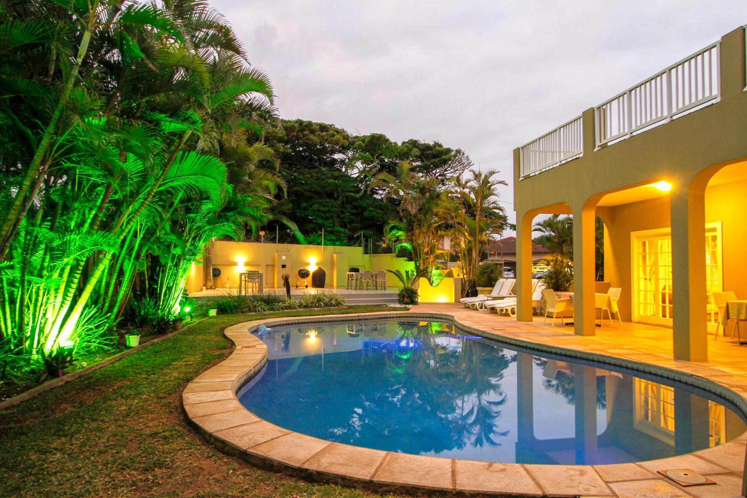 Caza Beach Guesthouse