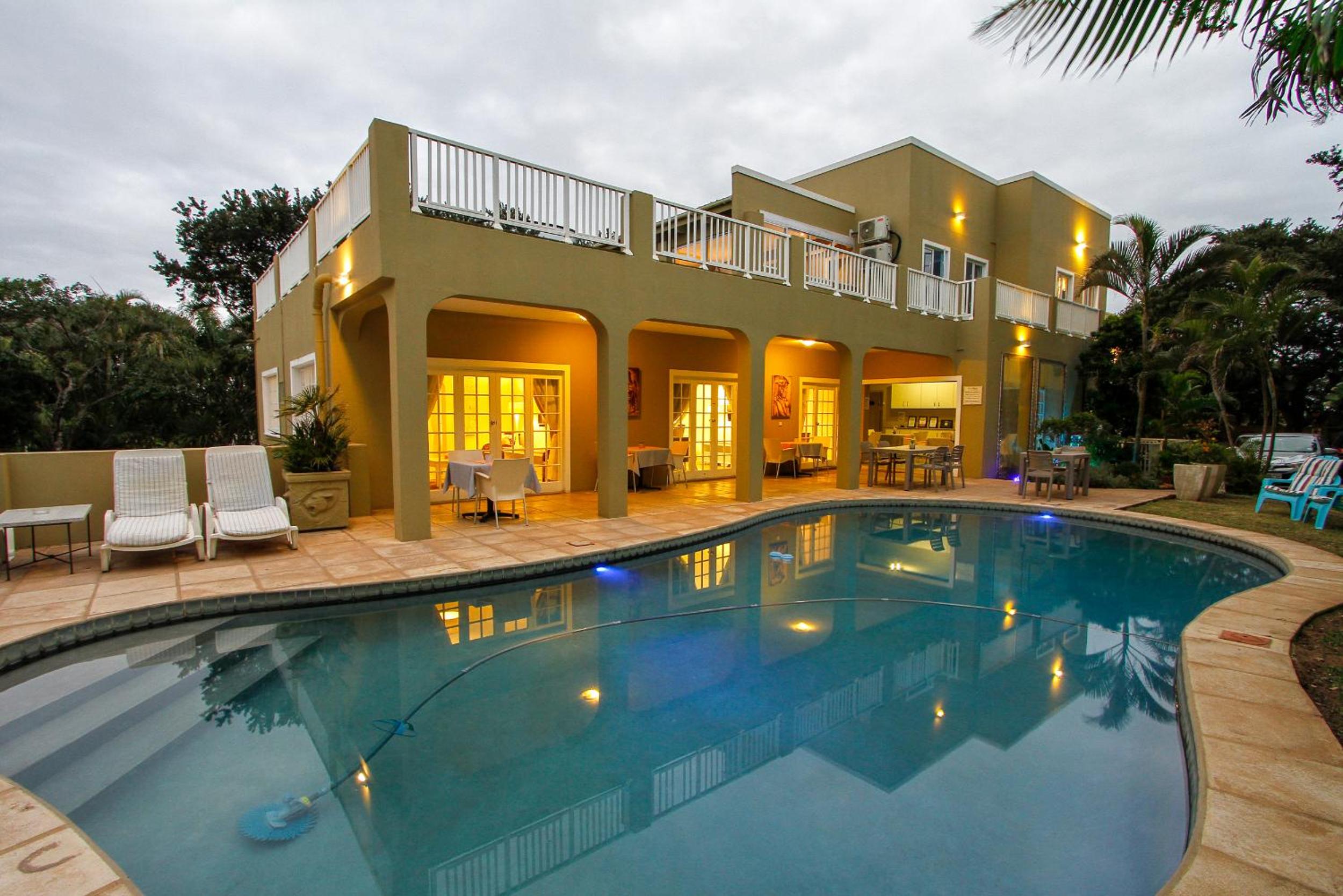Caza Beach Guesthouse