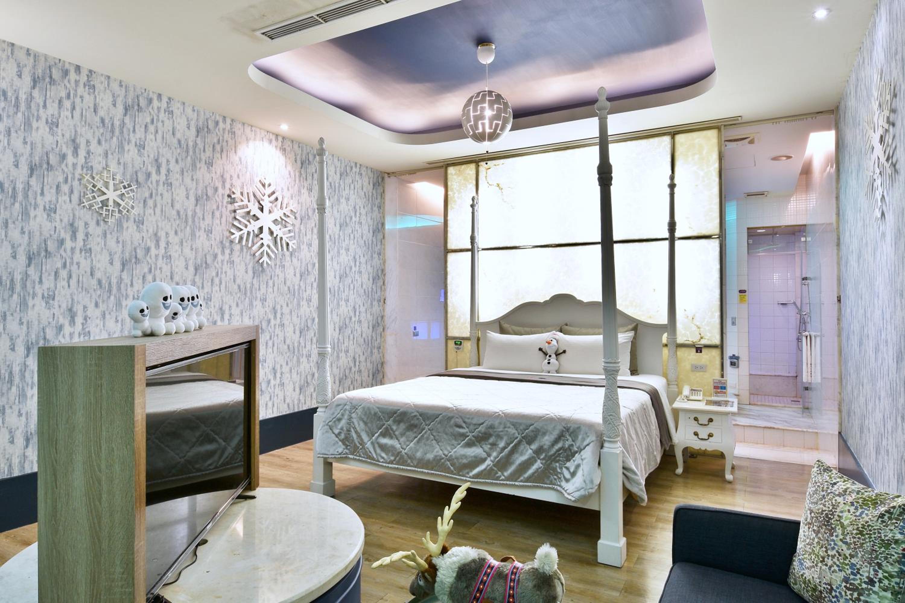 Vogue Boutique Motel