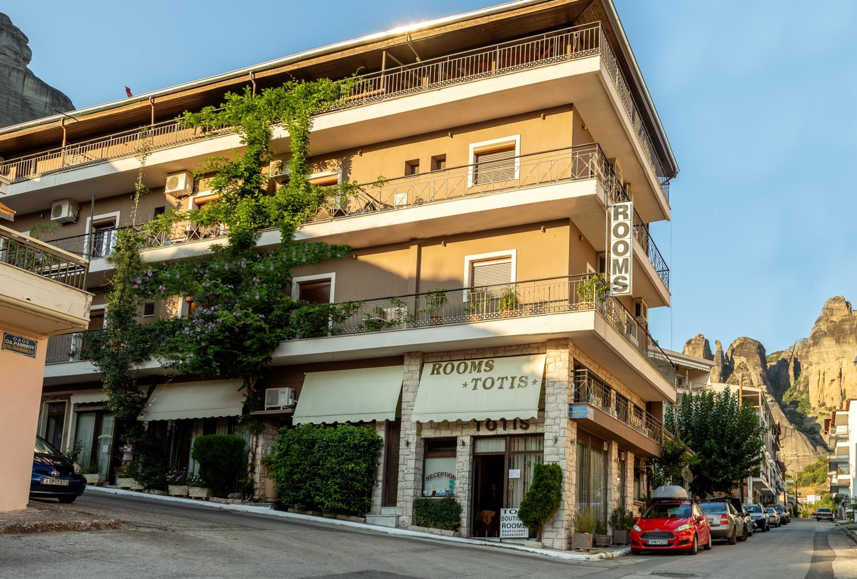 Toti Boutique Rooms view 3