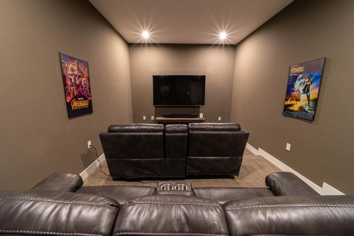 Luxury Home in Bears Den Near Disney with Private Pool, Movie Room, Pool Table & Resort Amenities - 7924JC view 4