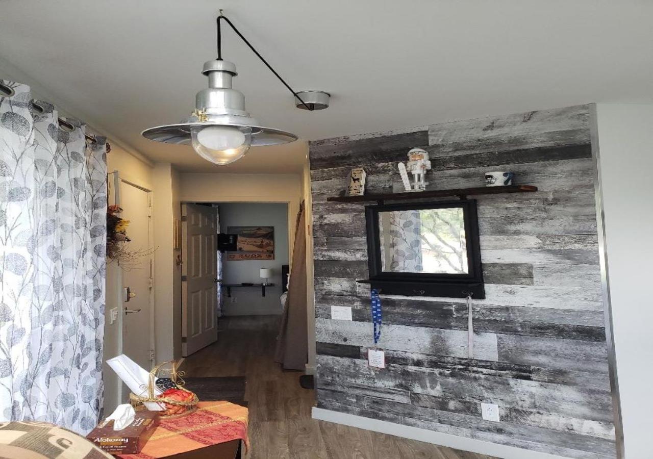 perfect 'lil condo