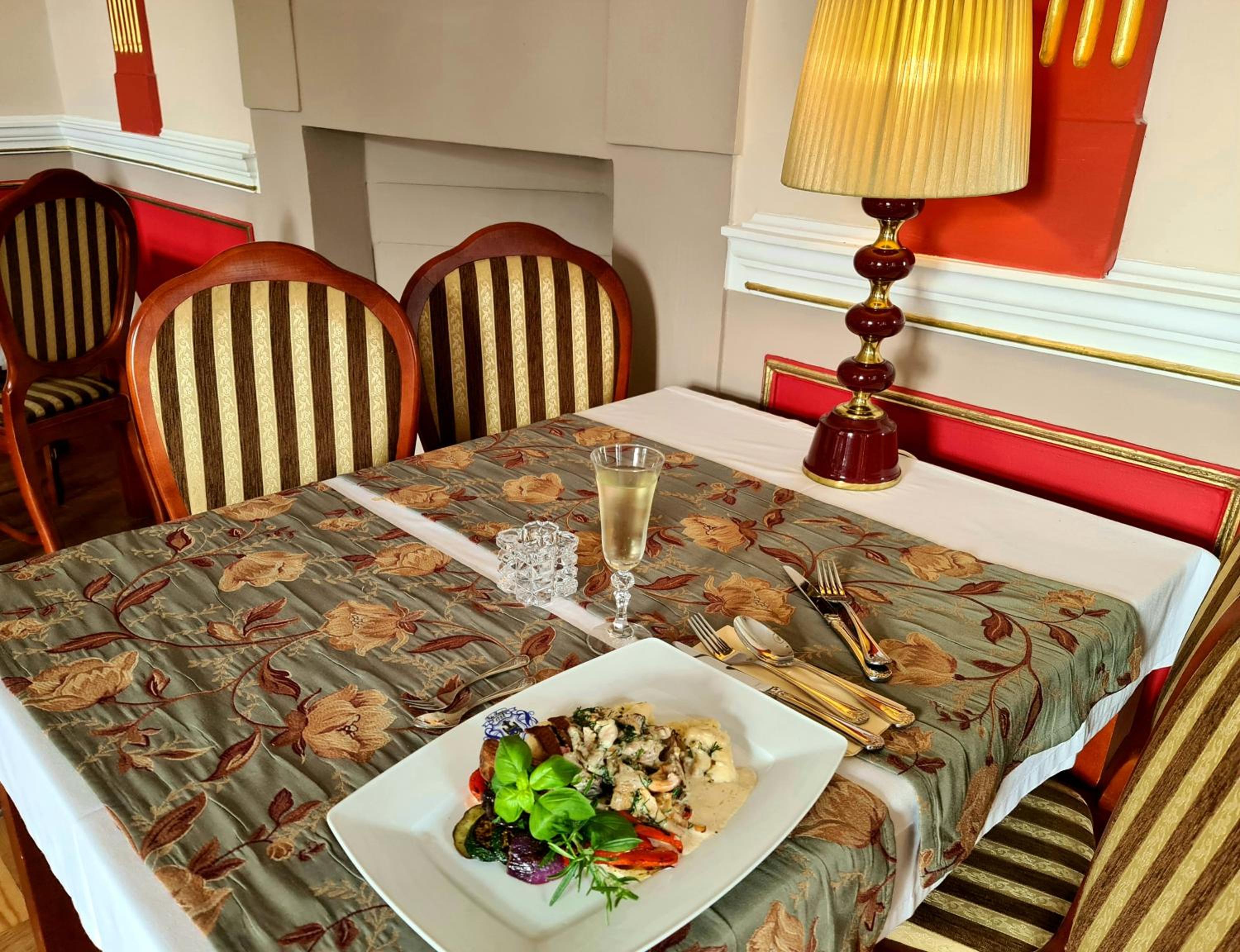 restaurant