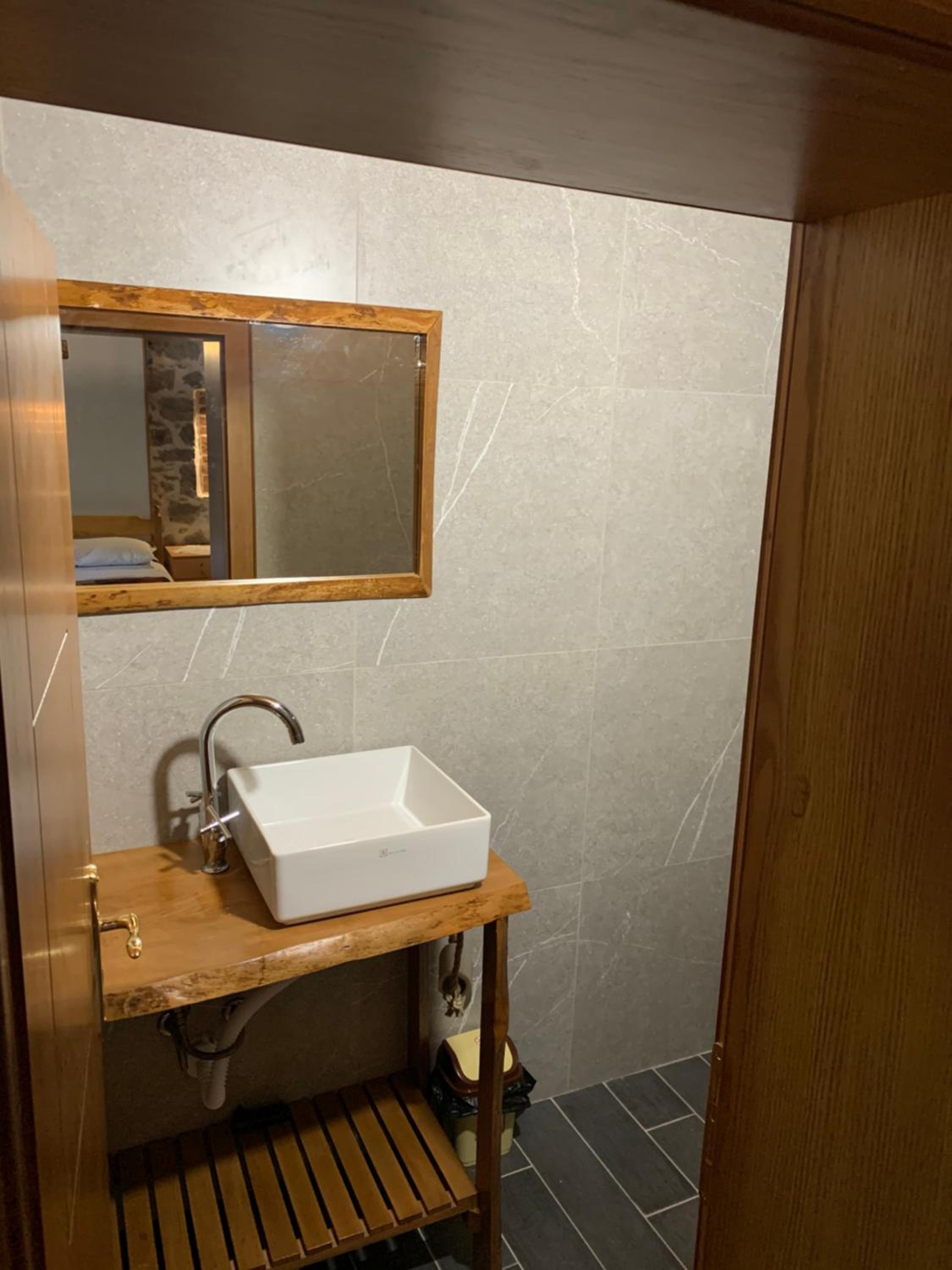 Molla Guest House