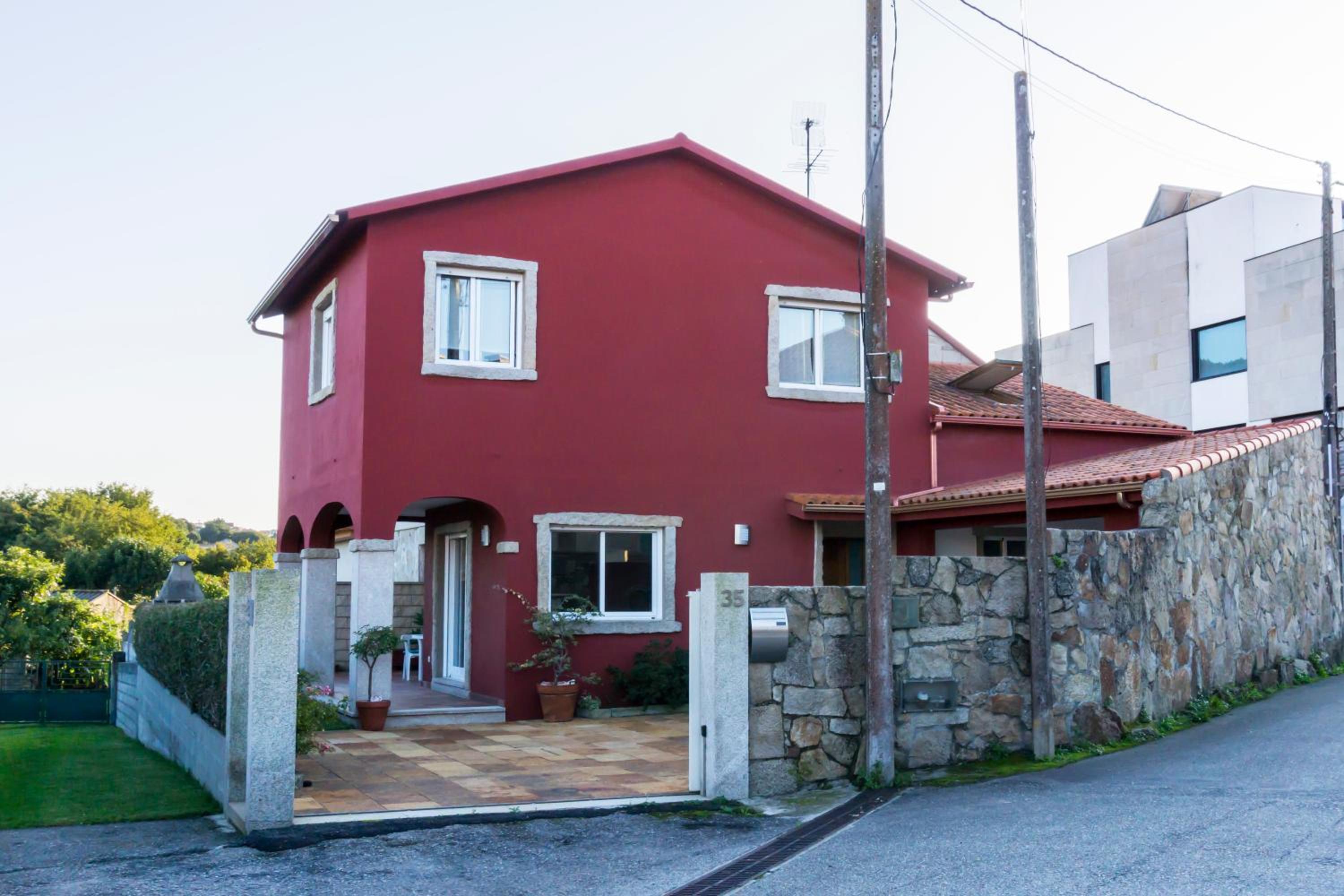Chalet en Canido view 3