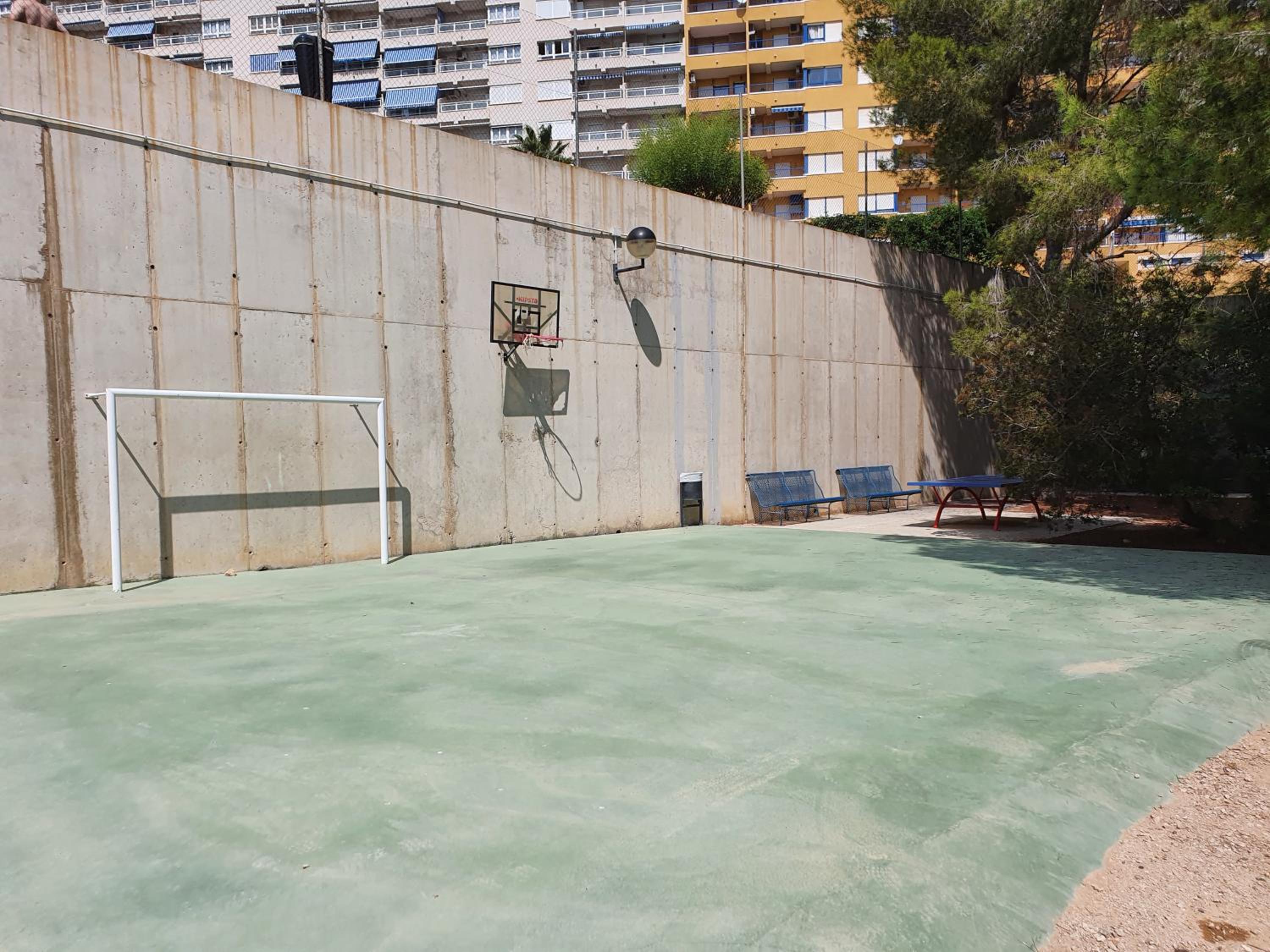 Apartment in Campoamor overlooking the swimming pool