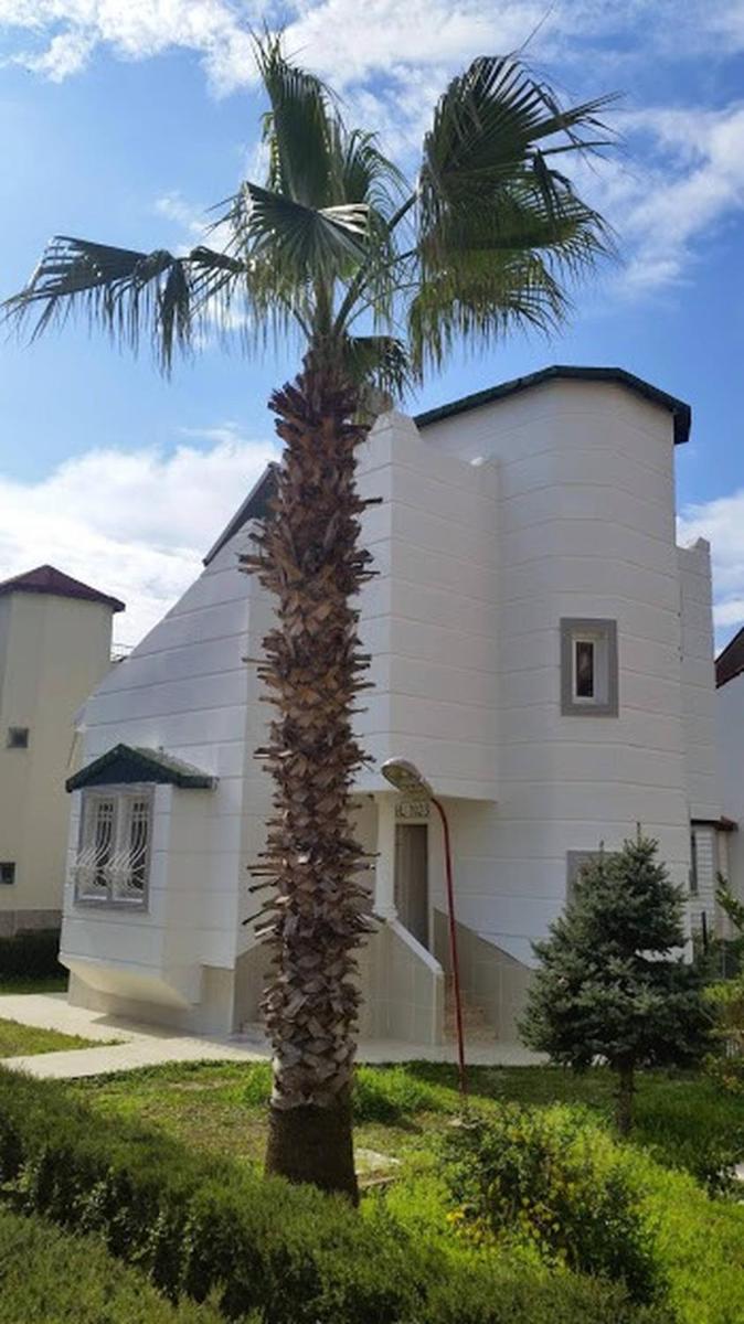 Cosy Villa With Communal Pool, Rooftop Suntrap Area view 2