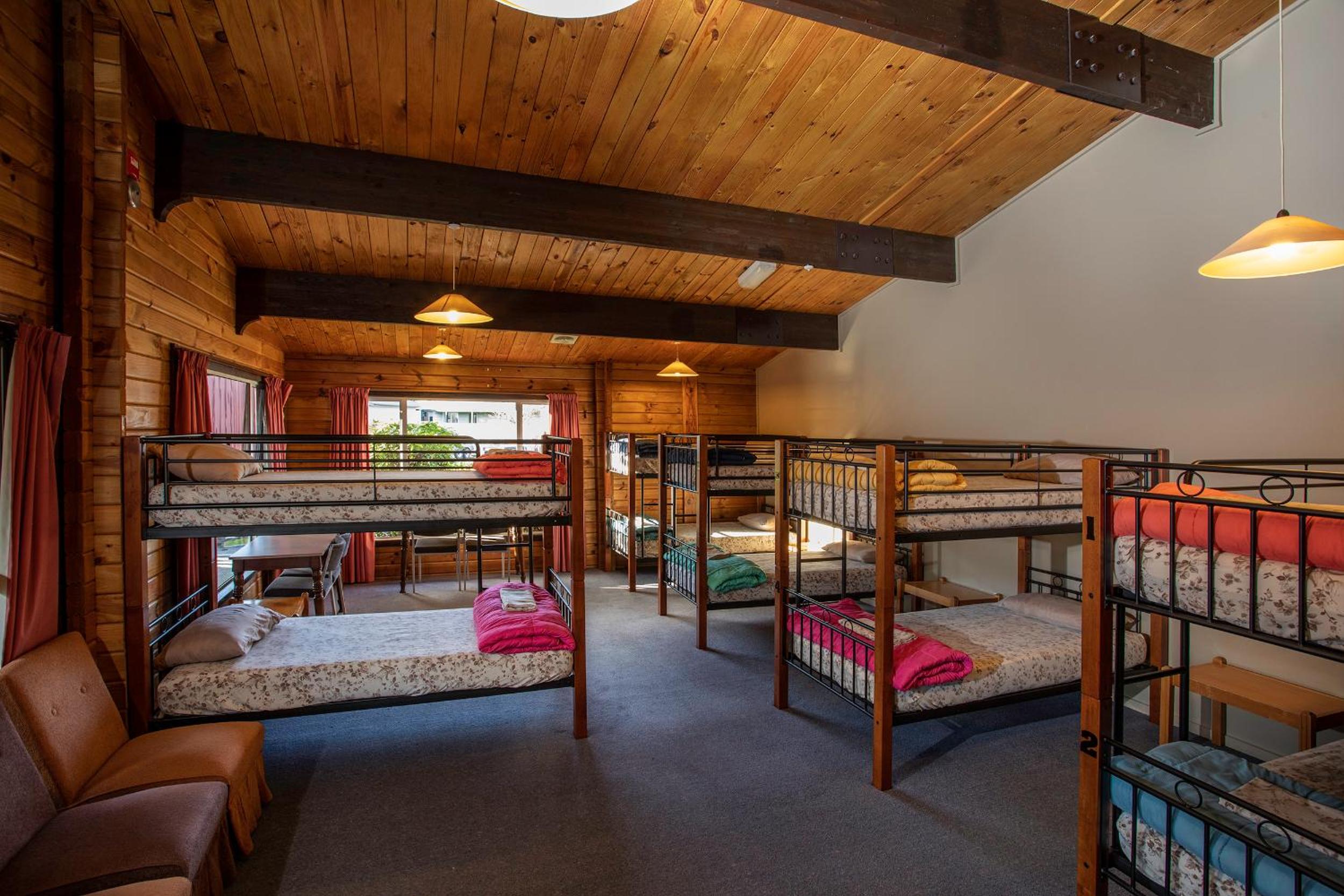 Te Anau Top 10 Holiday Park and Motels