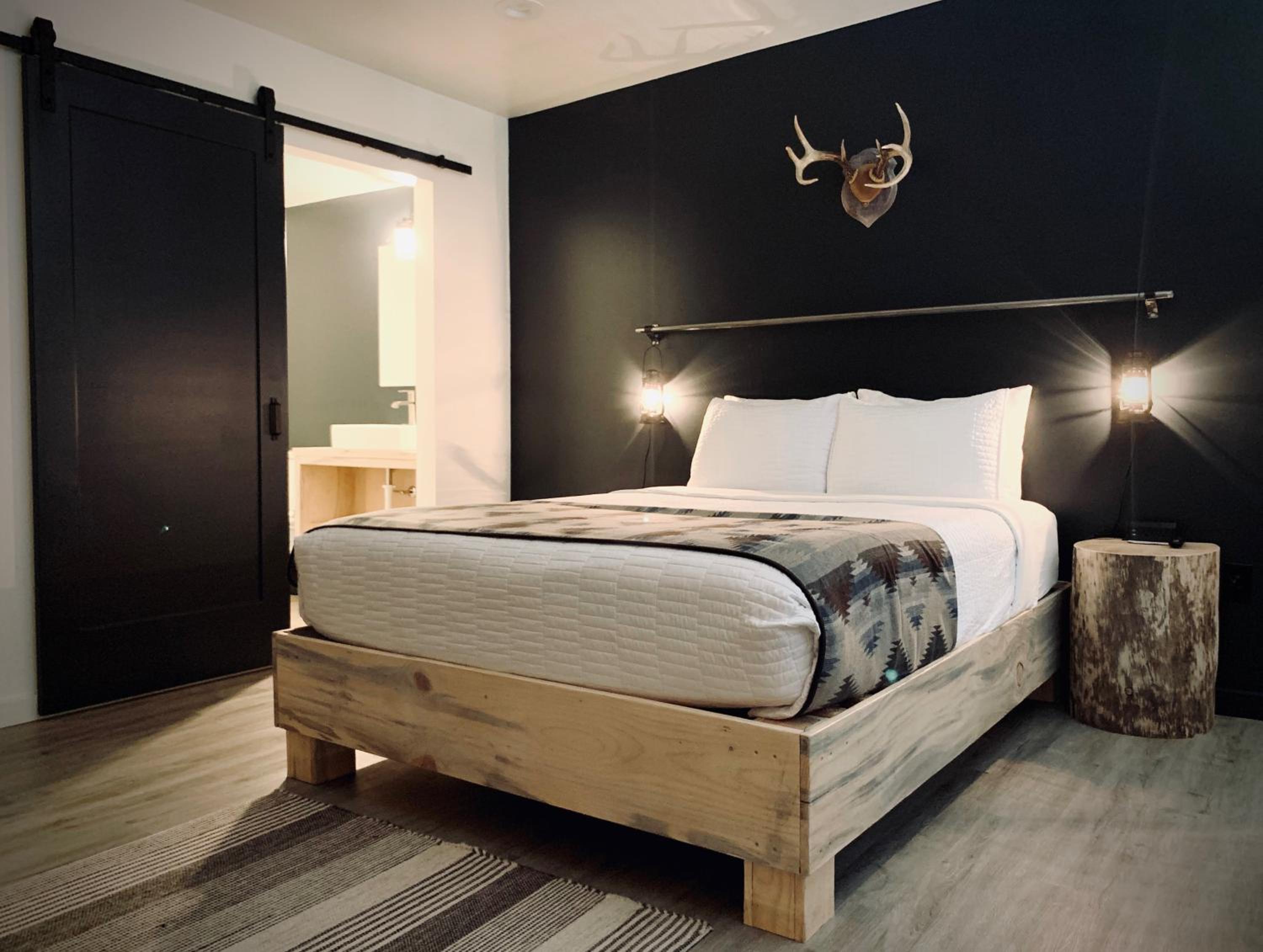 Outdoors Inn - Property Image 13