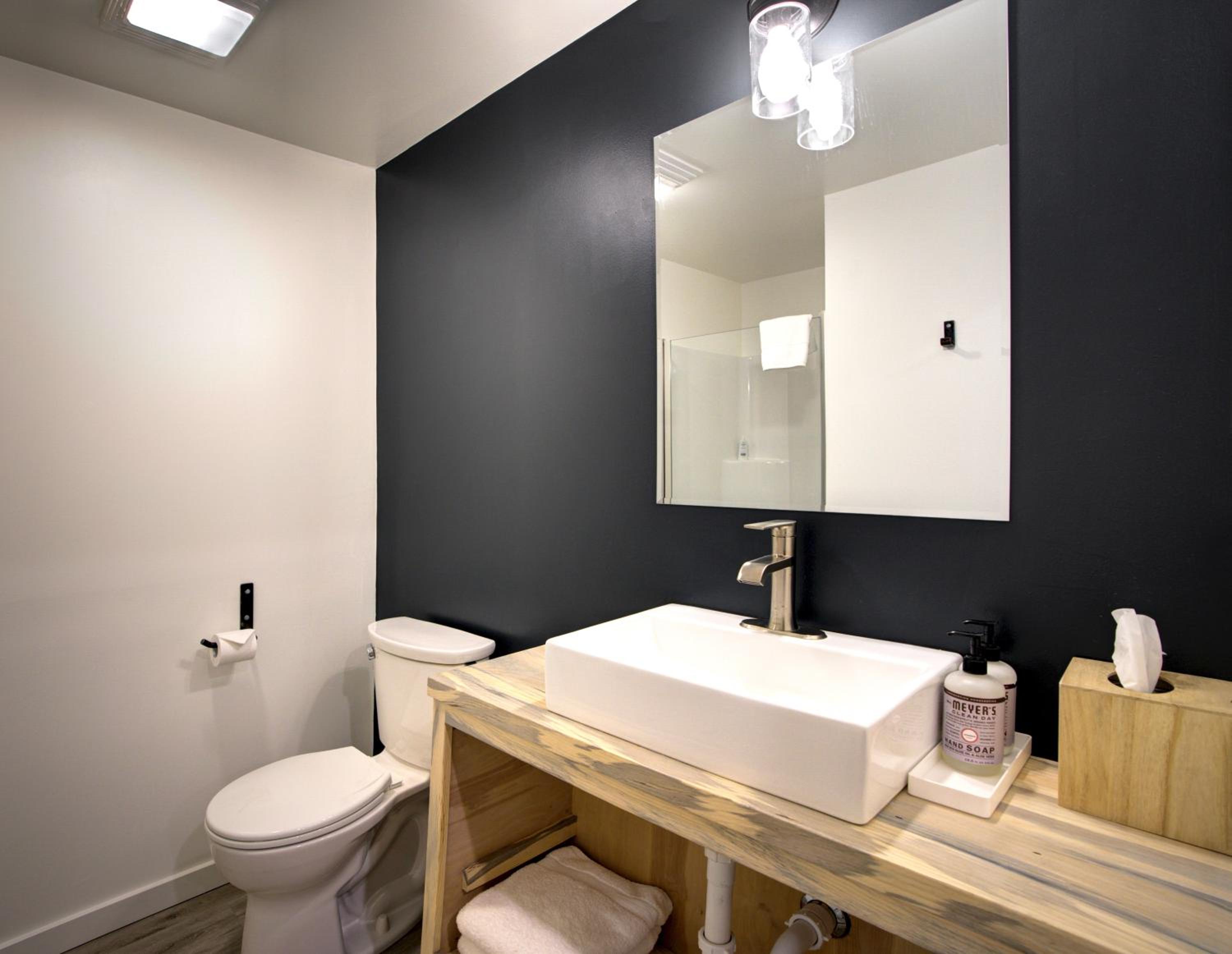 Outdoors Inn - Property Image 4