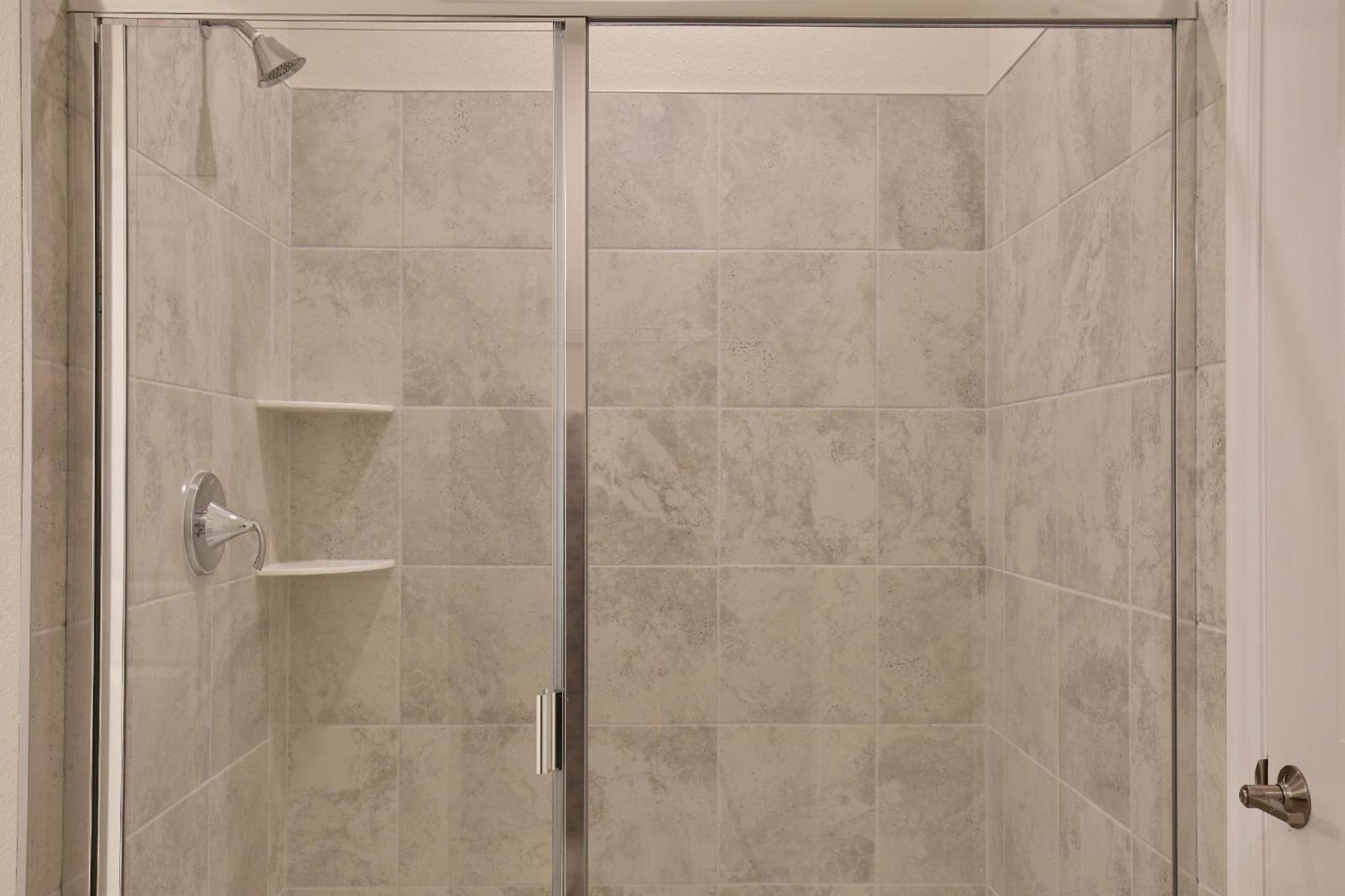 Spectacular 2 bedroom apartment in spectacular Storey Lake community Next to Disney!