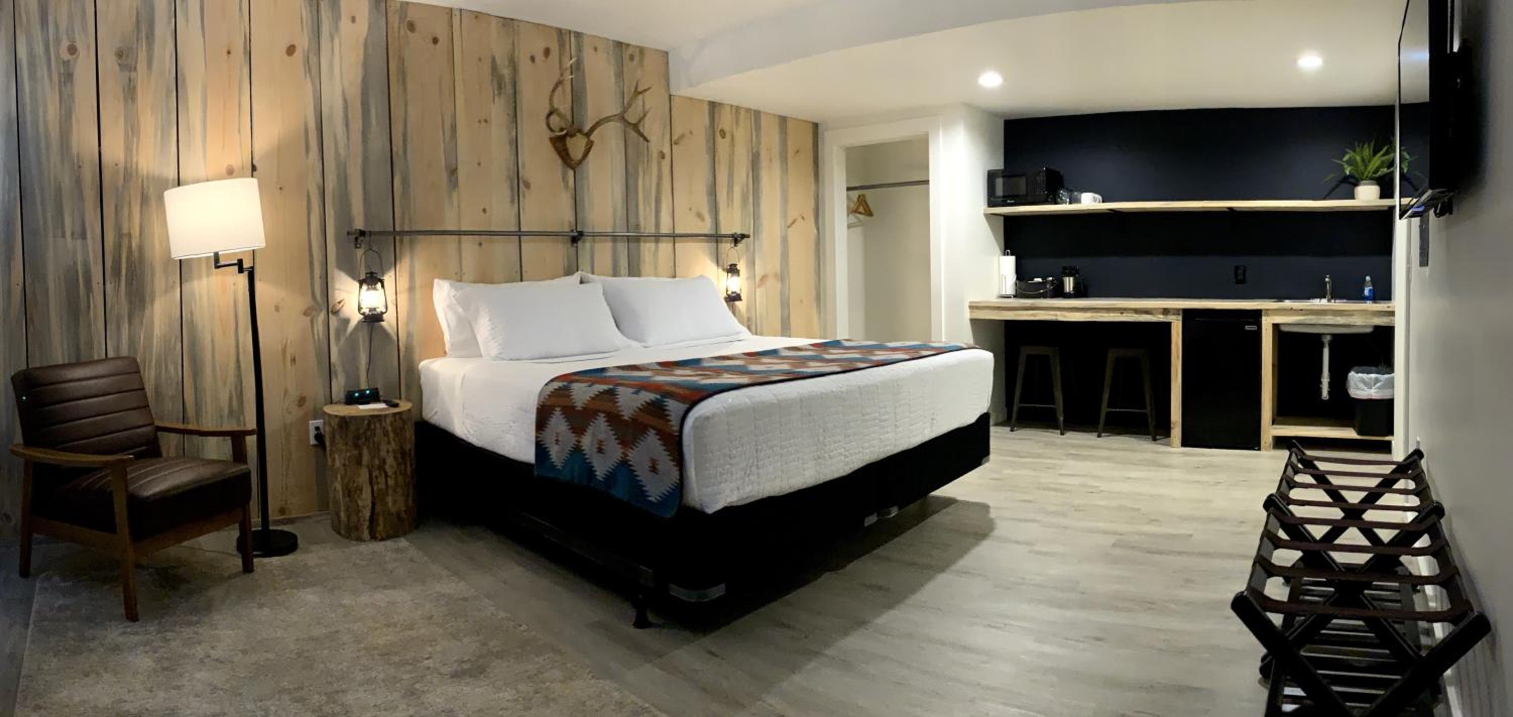 Outdoors Inn - Property Image 7