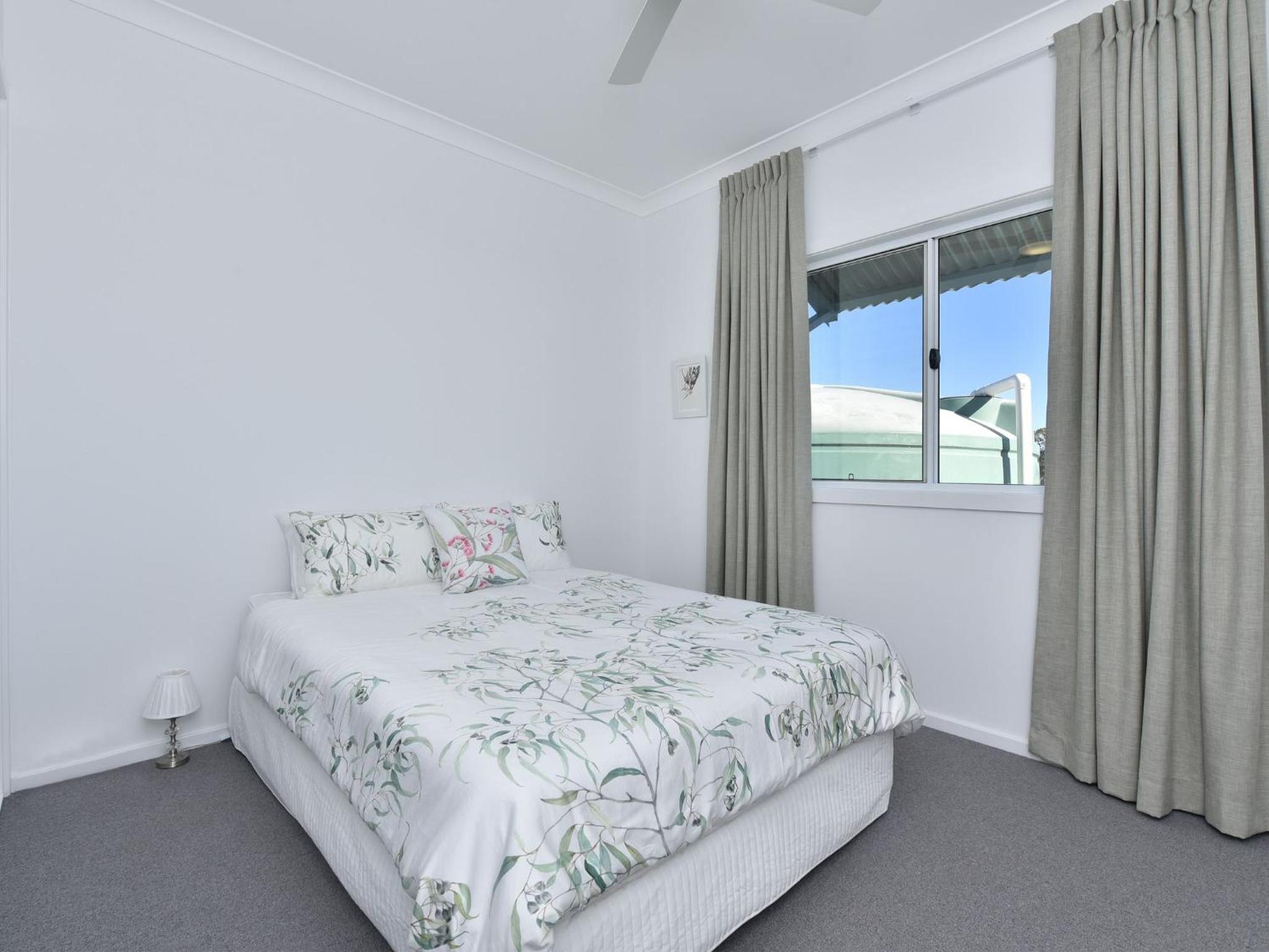 Kinloch Cottage Stunning Stay on Daisy Hill Vineyard