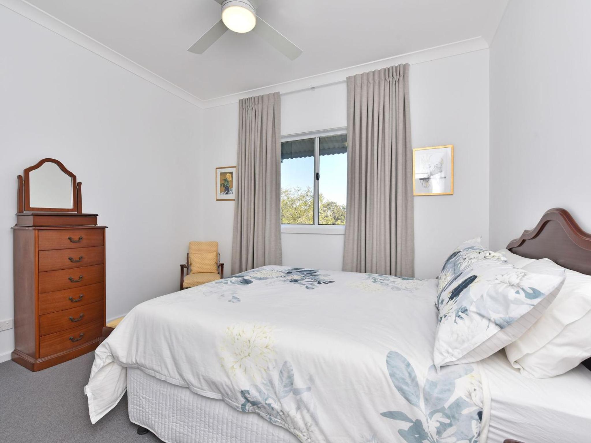 Kinloch Cottage Stunning Stay on Daisy Hill Vineyard