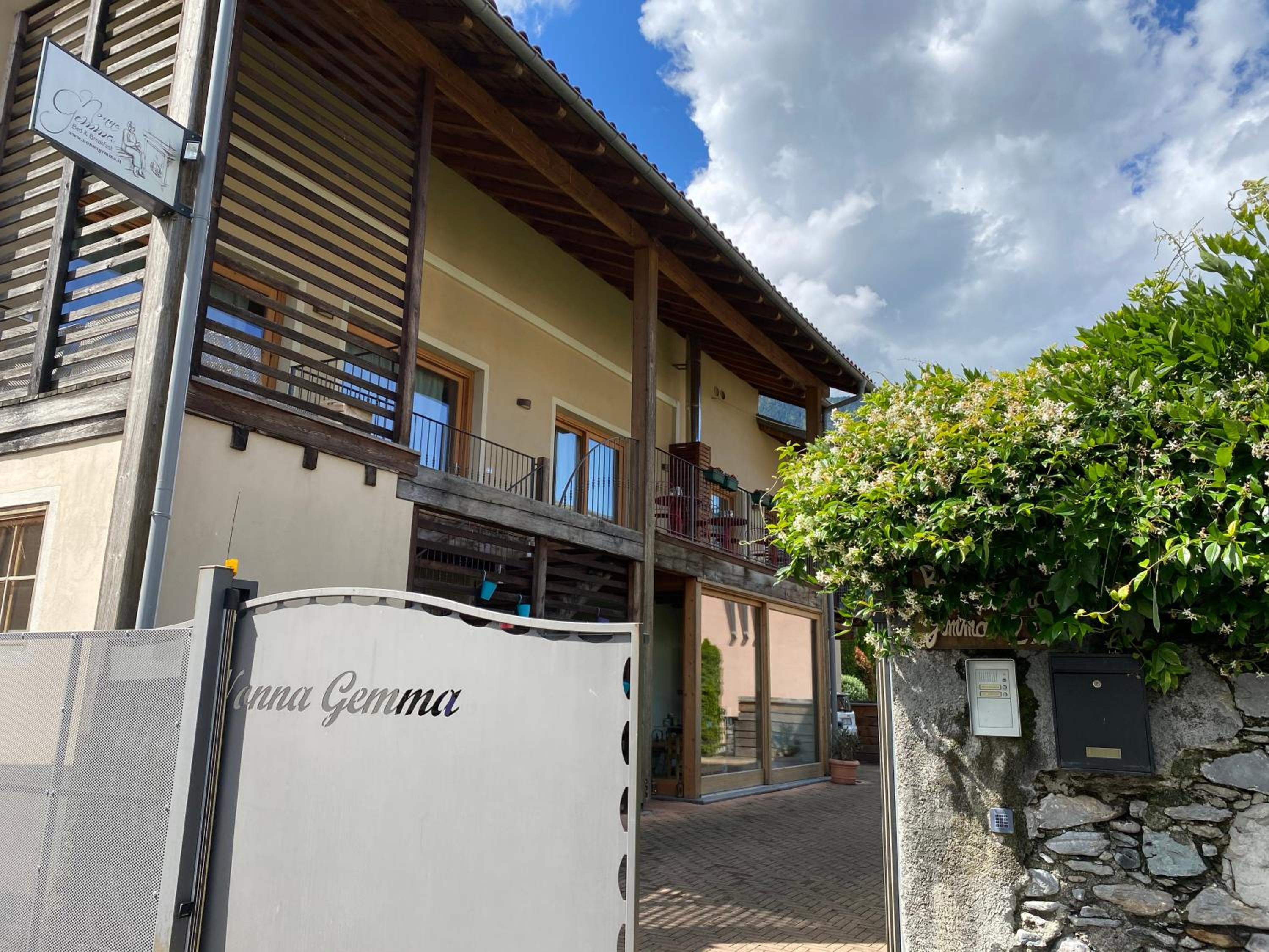 La Corte di Nonna Gemma - Holiday Home view 3
