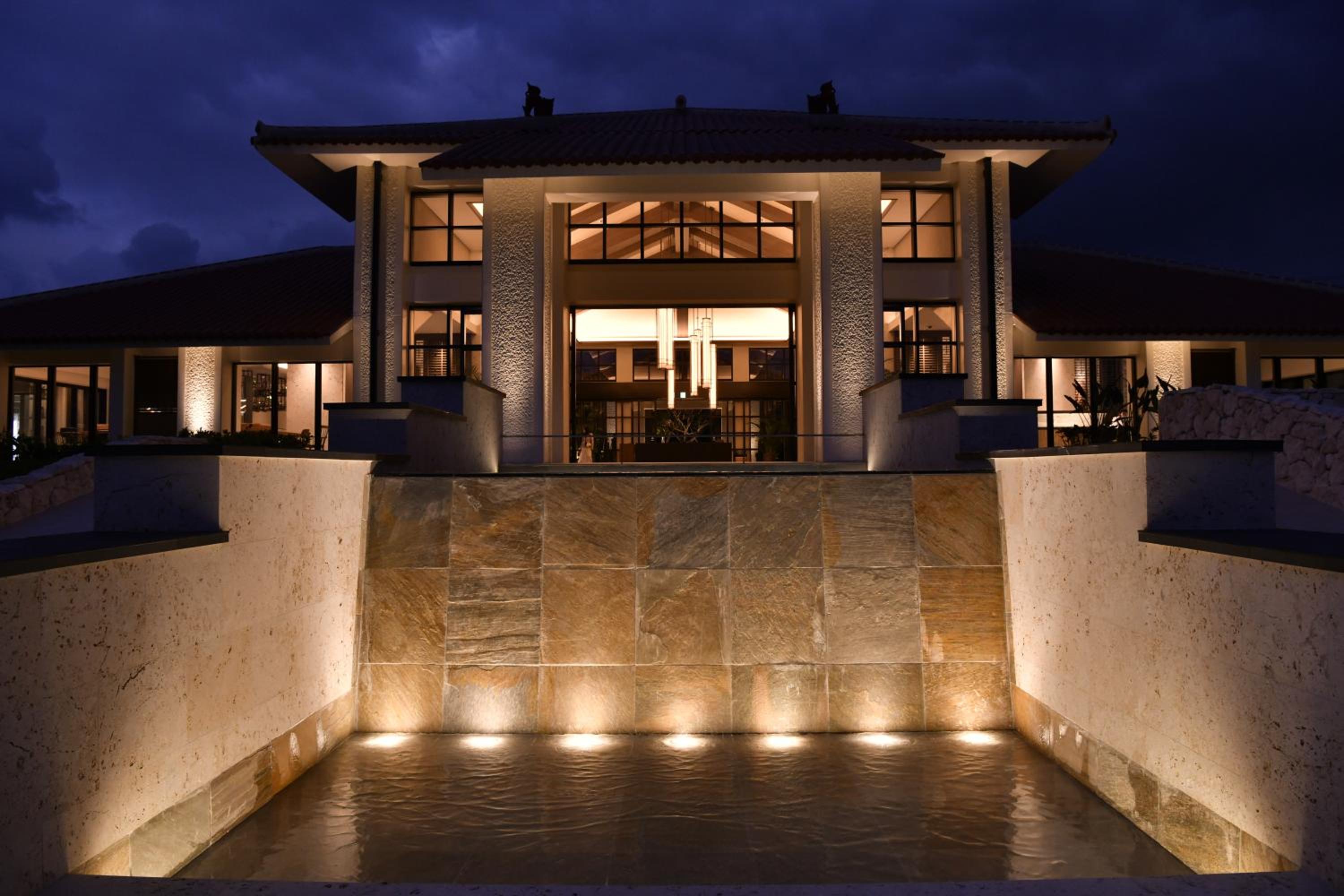 FUSAKI BEACH RESORT HOTEL & VILLAS