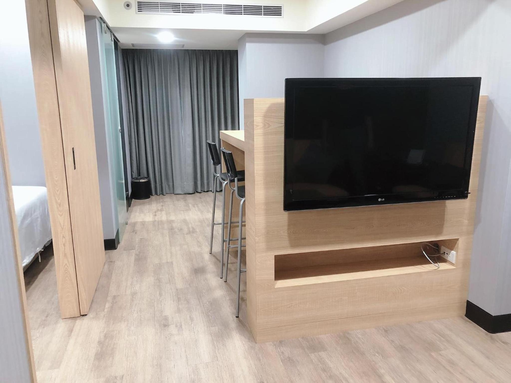 CY Hotel