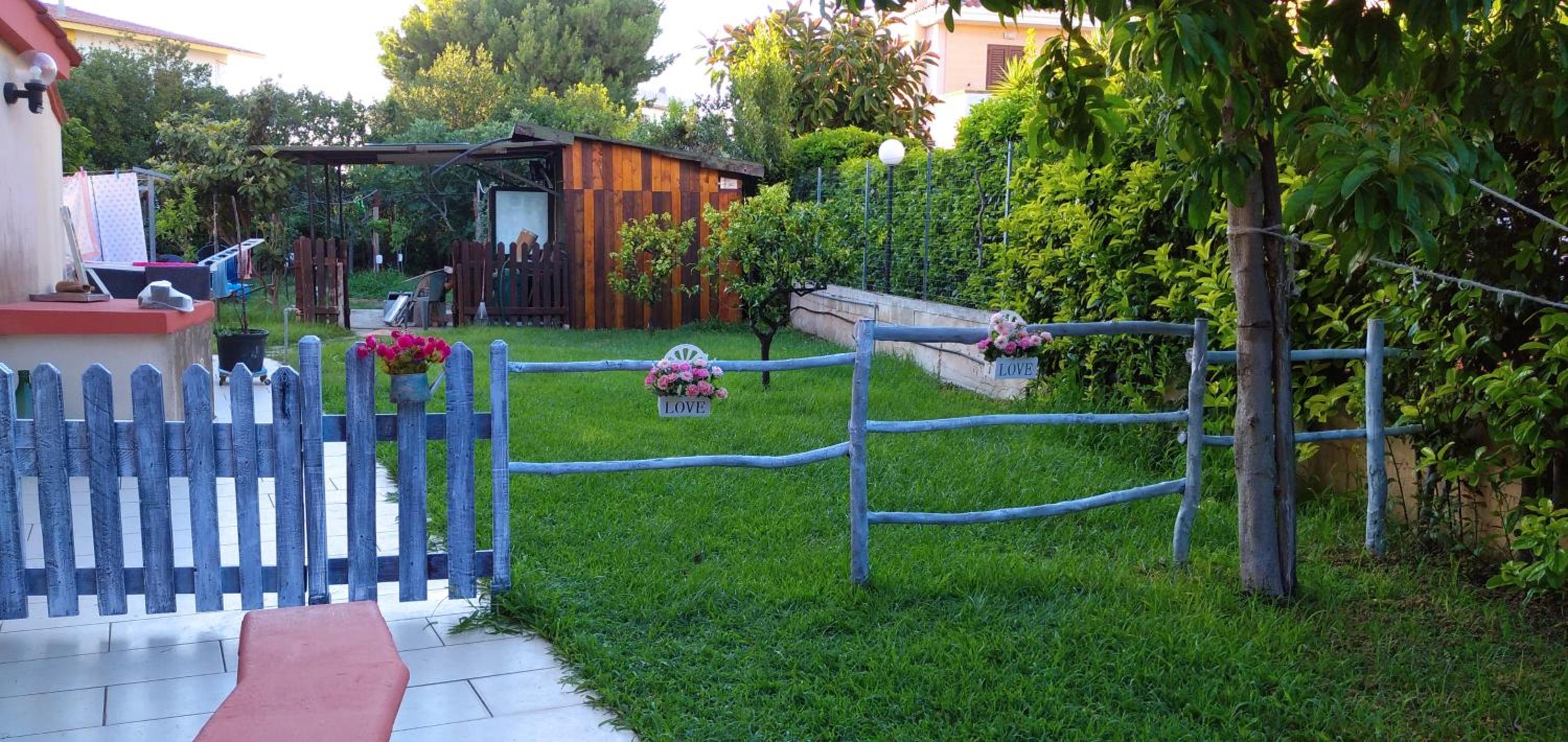 B&B Leonida view 2