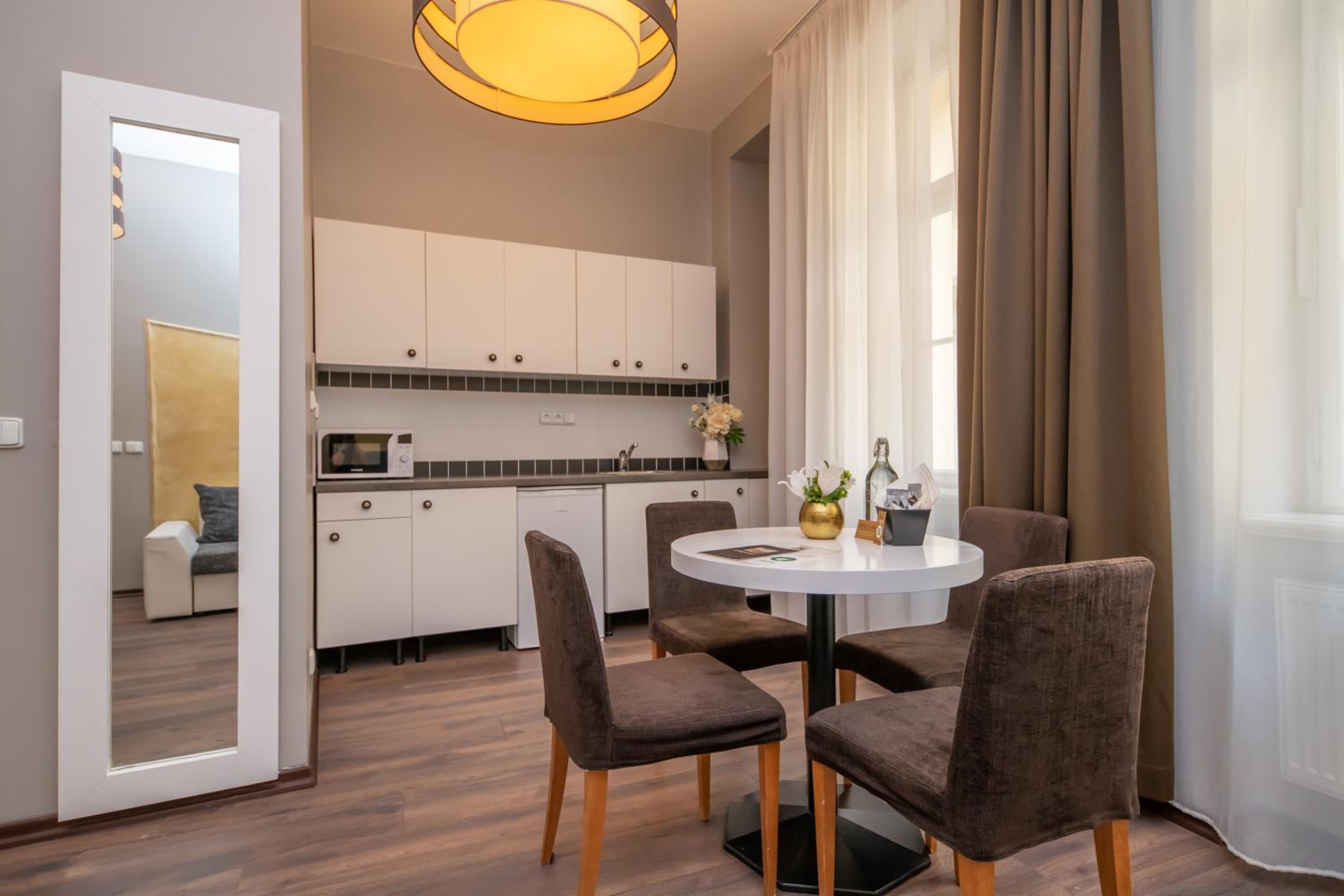 Emporio Prague Apartments