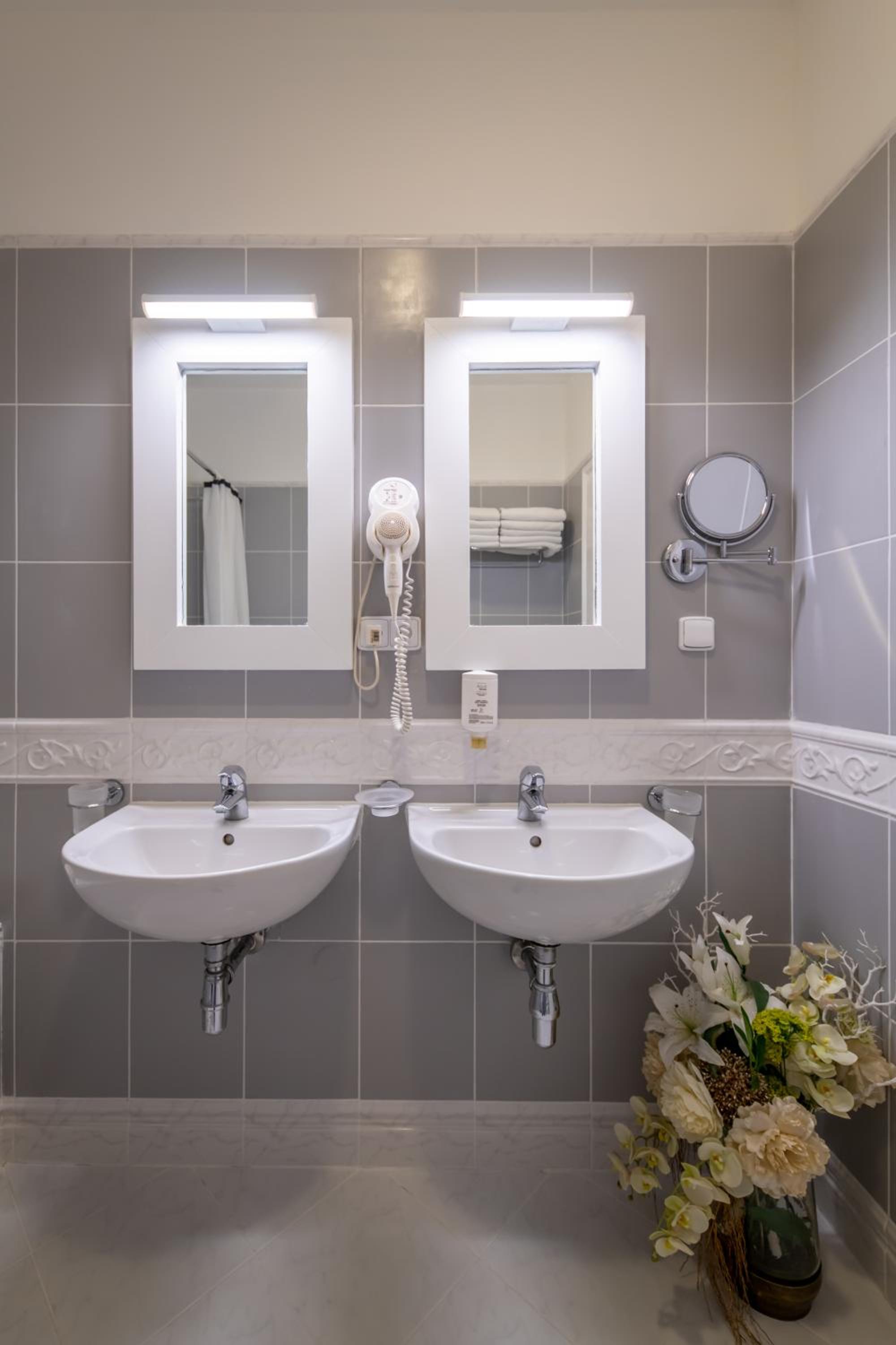 Emporio Prague Apartments