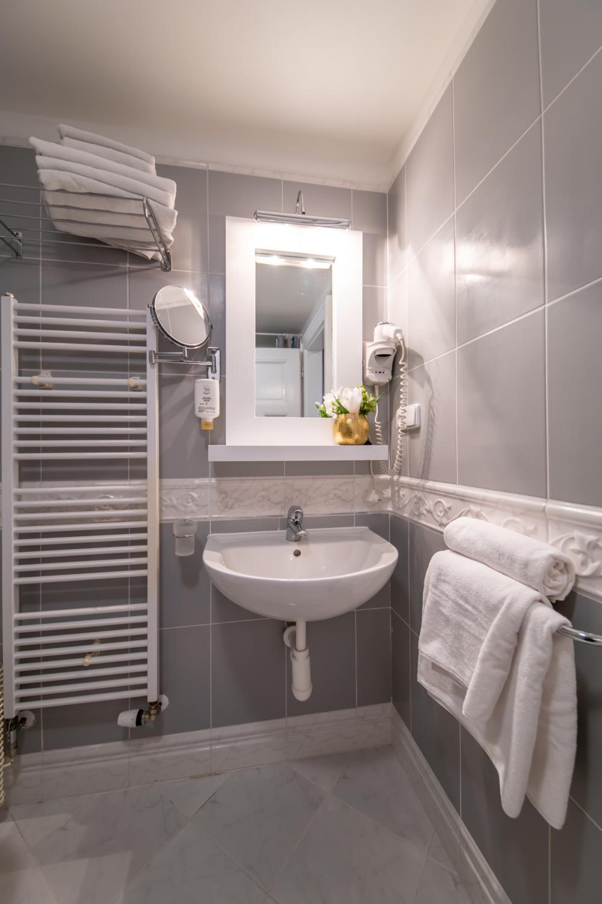 Emporio Prague Apartments