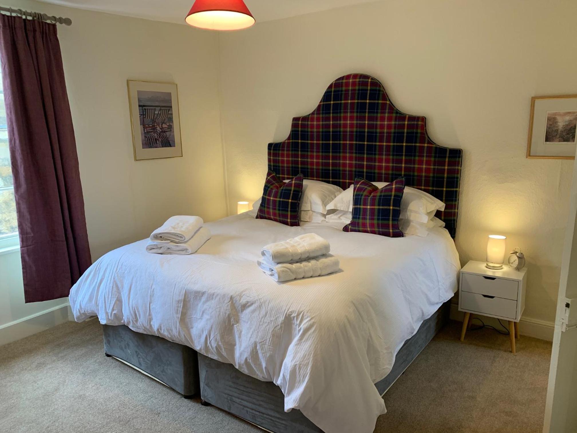 Sherborne Vacations - High Street Flat - Property Image 5