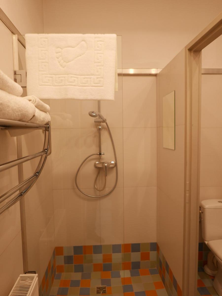 Photo 43