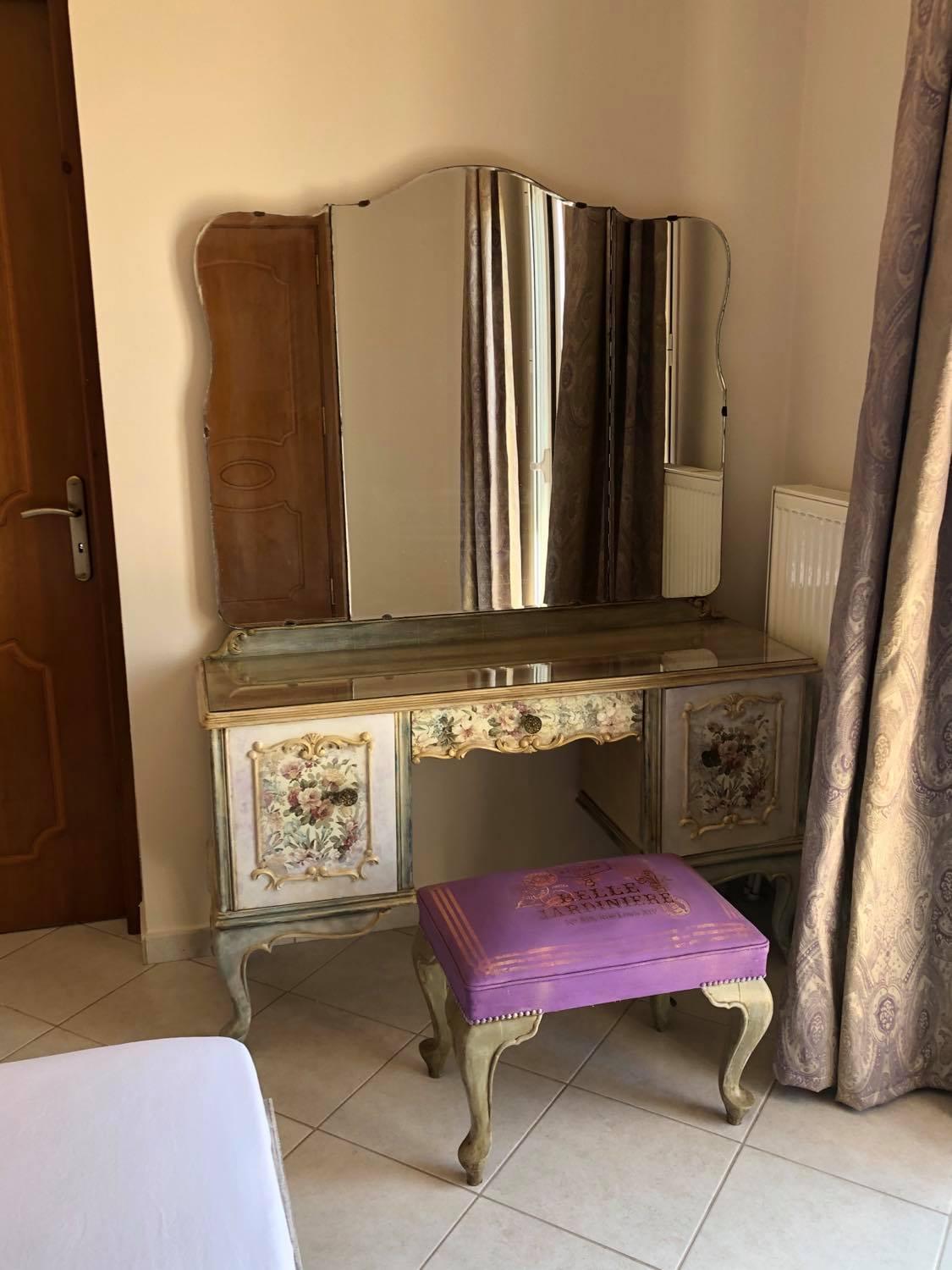 Art Suites Mesologgi