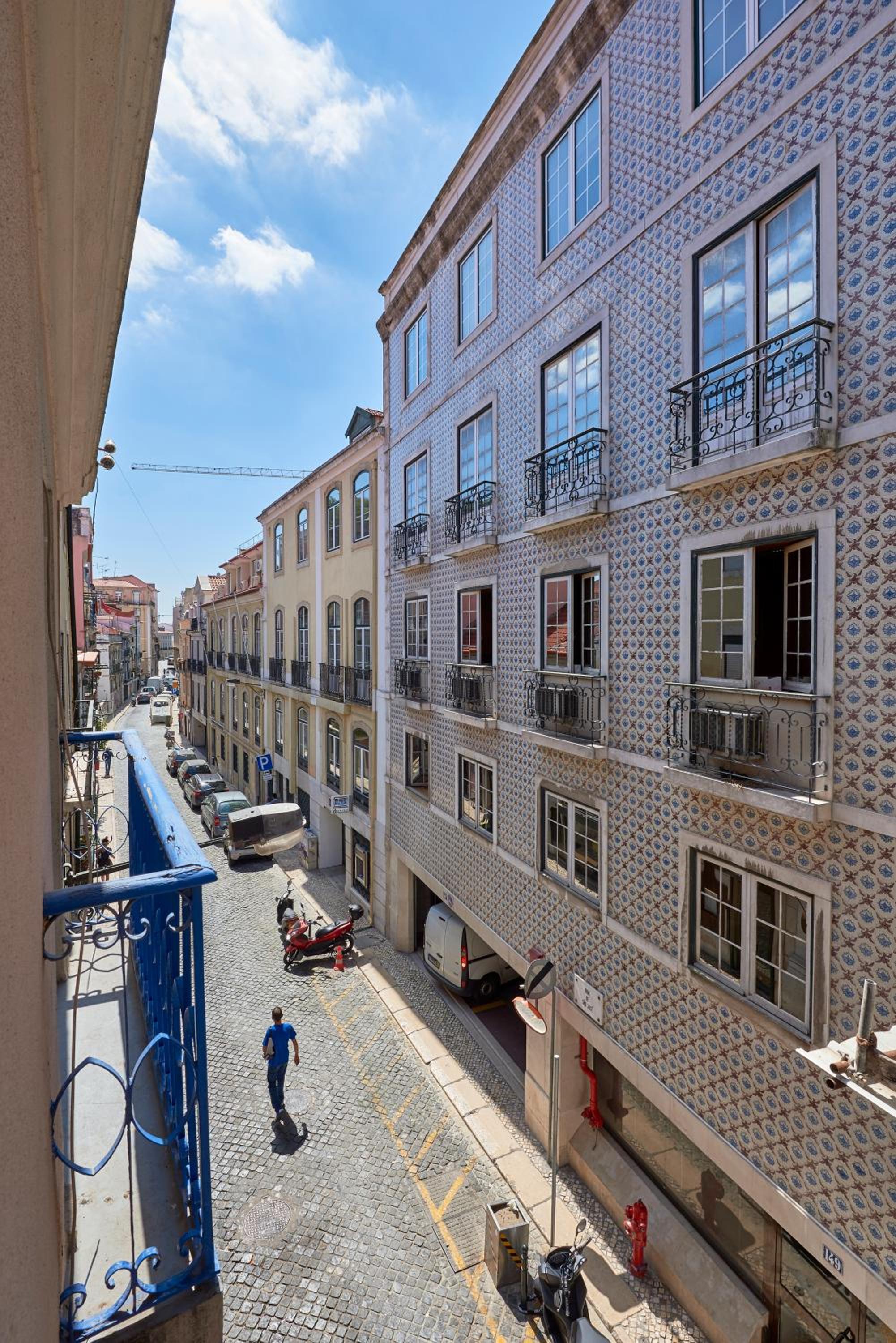 MEET LISBOA | Your Home in Lisbon | City Centre view 2