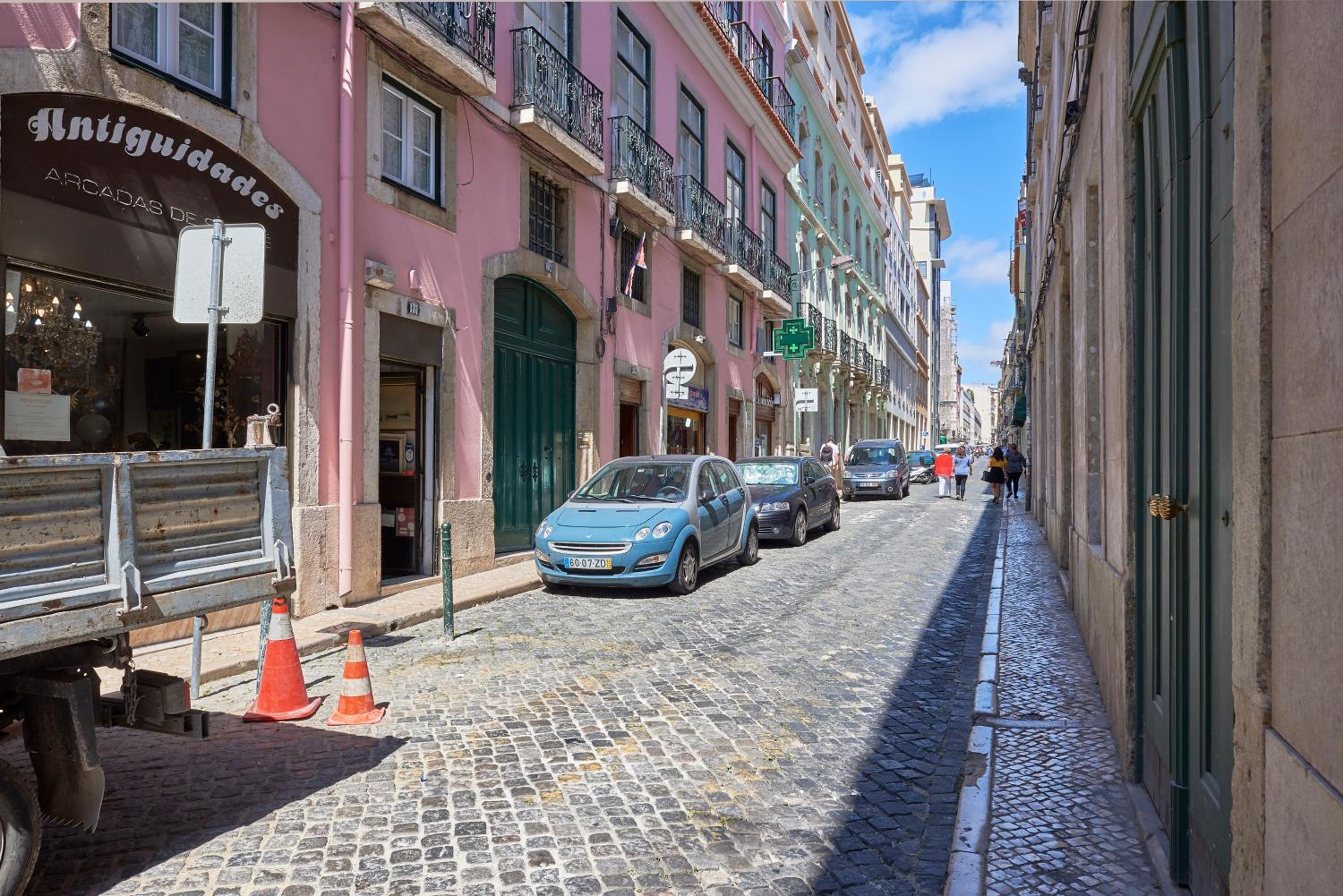 MEET LISBOA | Your Home in Lisbon | City Centre view 5
