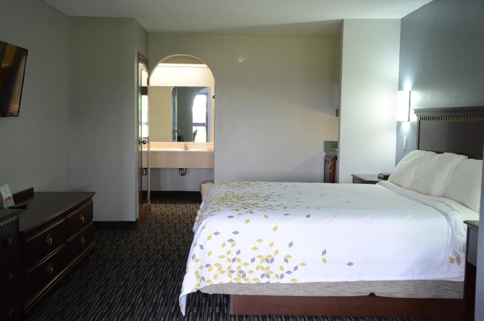 Gateway Inn