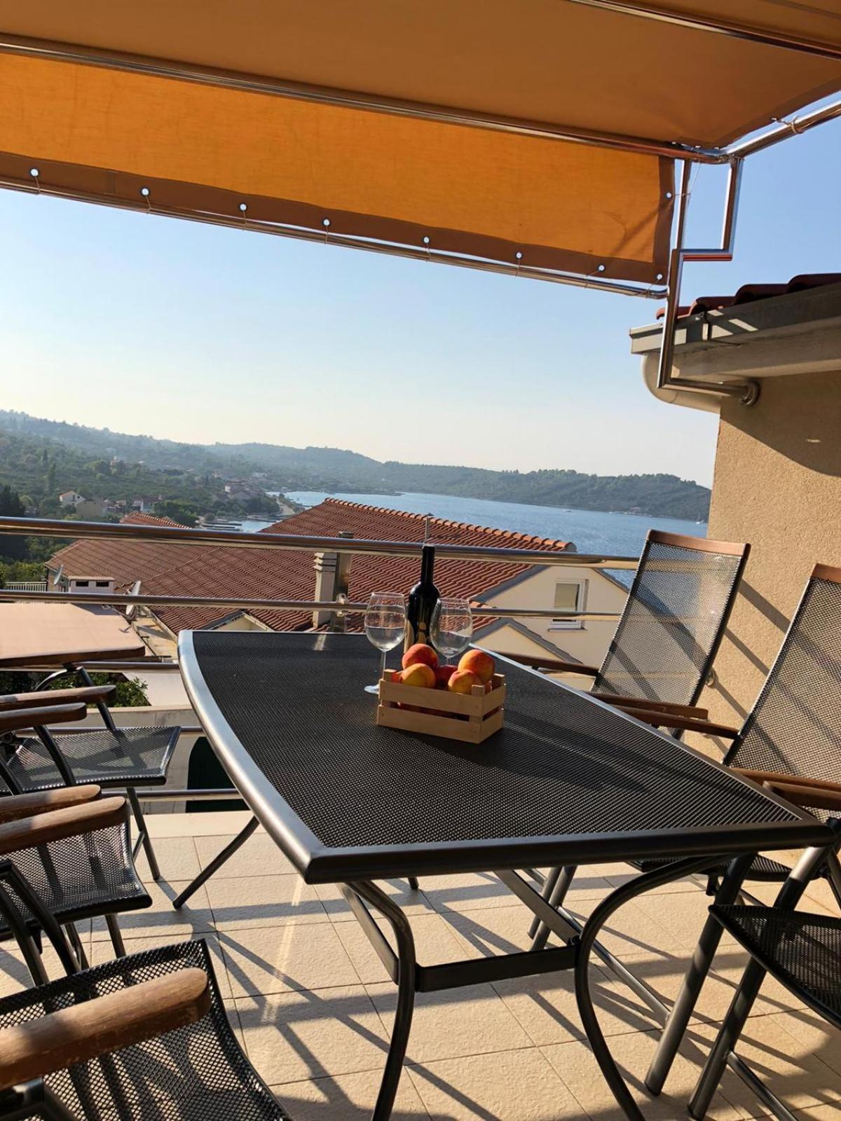 Apartments Mare view 3