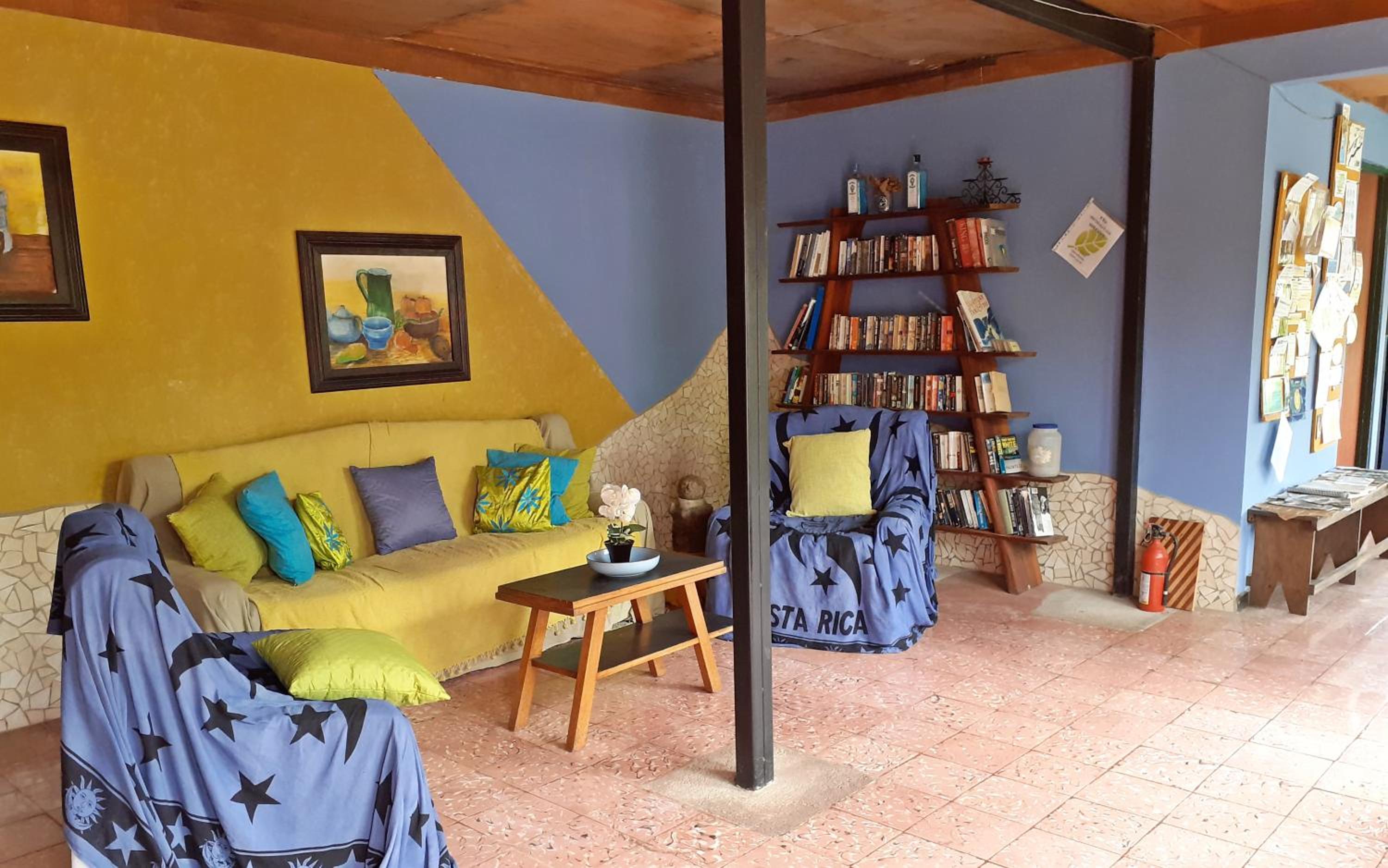 Montaña Linda Guest House Orosi