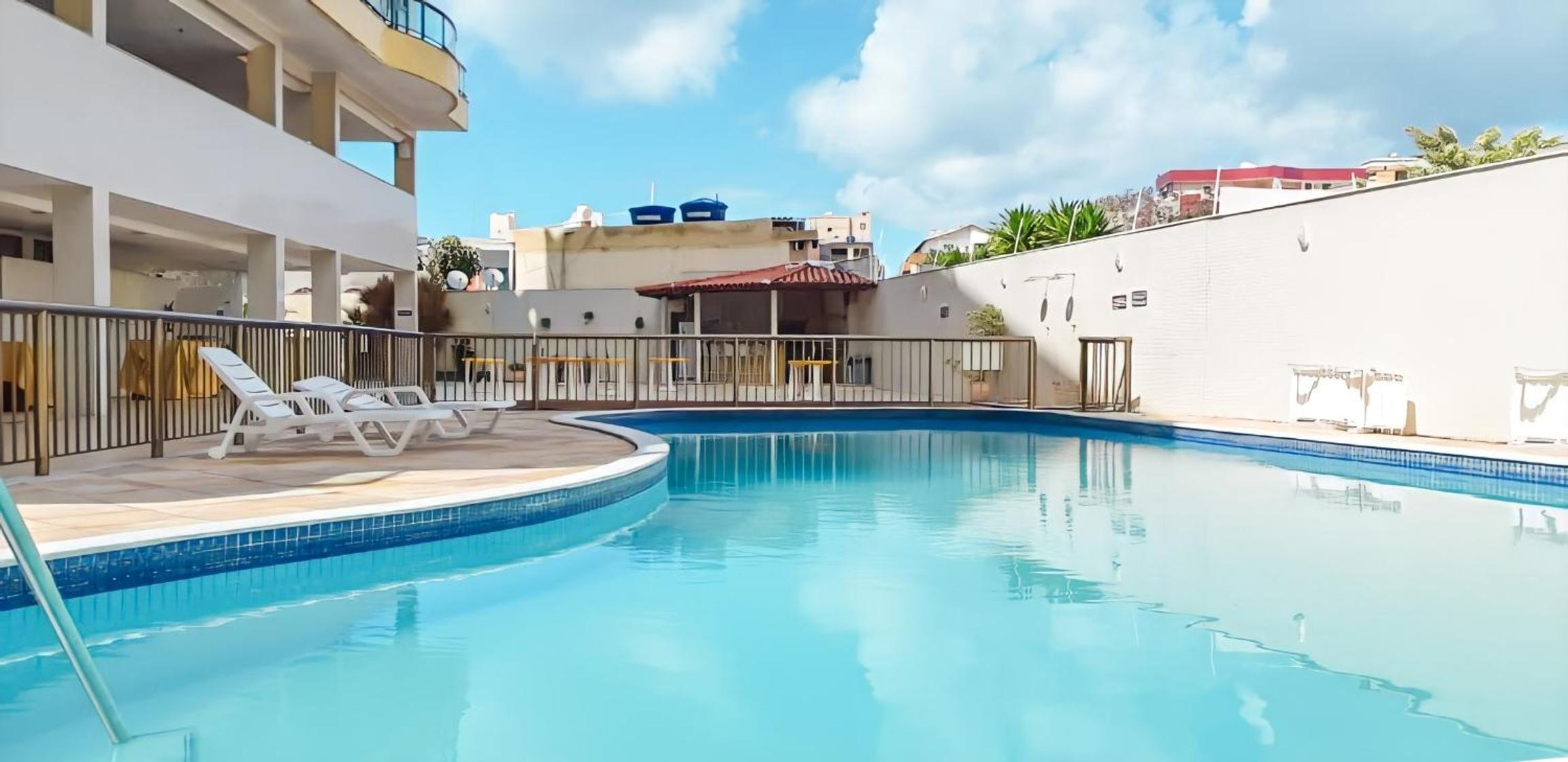 Lindo e seguro apartamento na Praia do Forte!