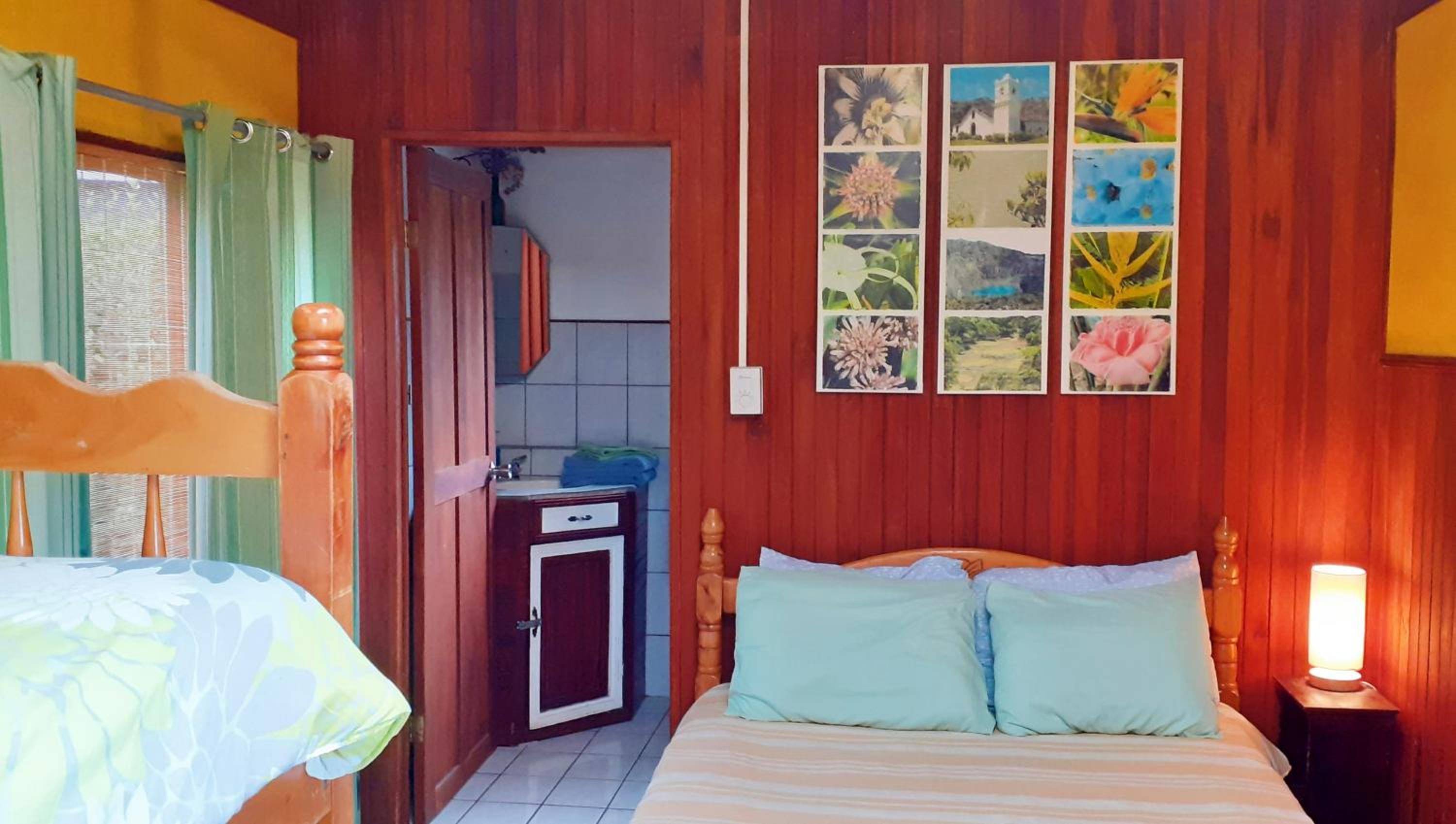 Montaña Linda Guest House Orosi
