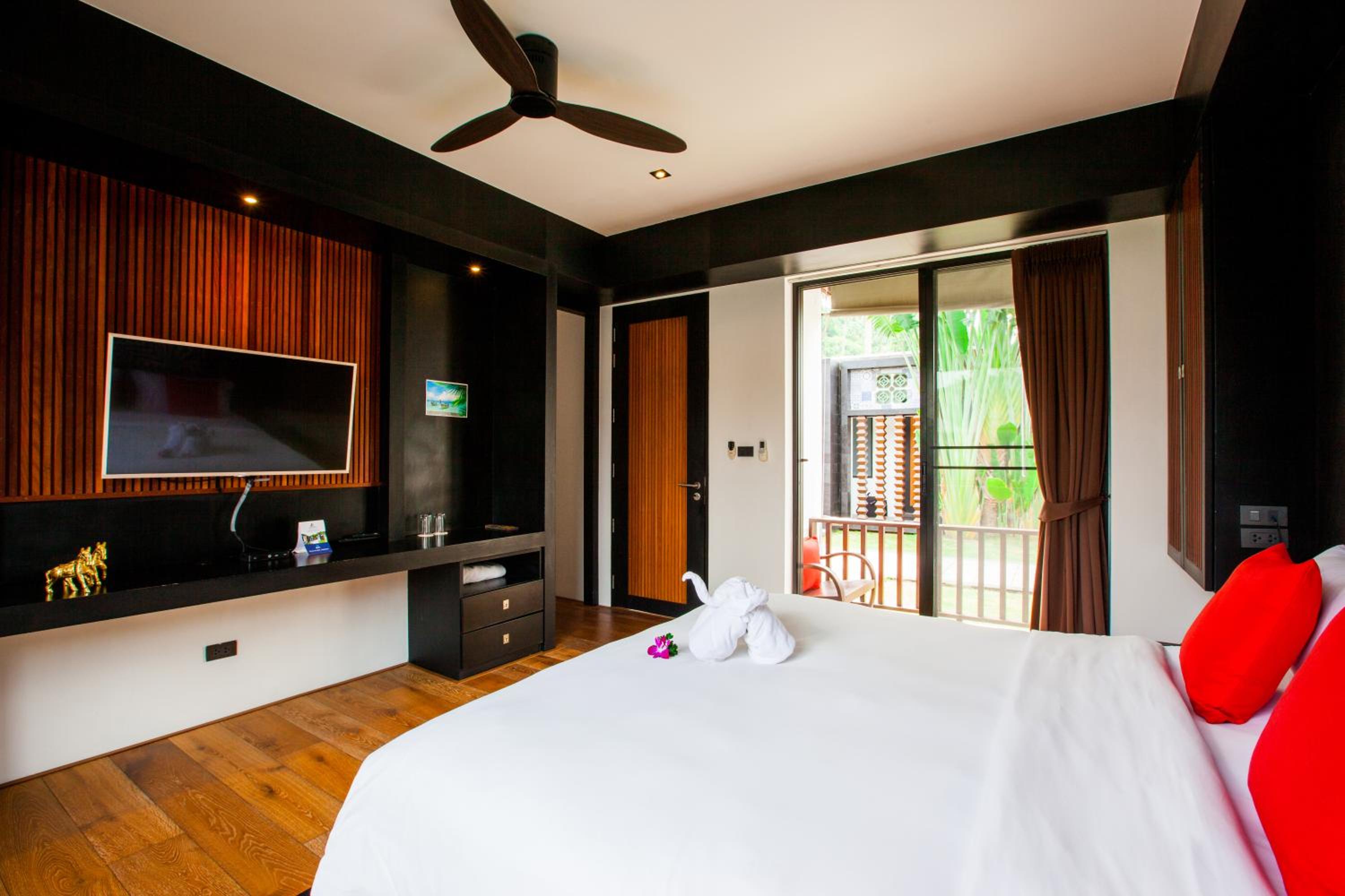 Ample Samui Luxury Pool Villa
