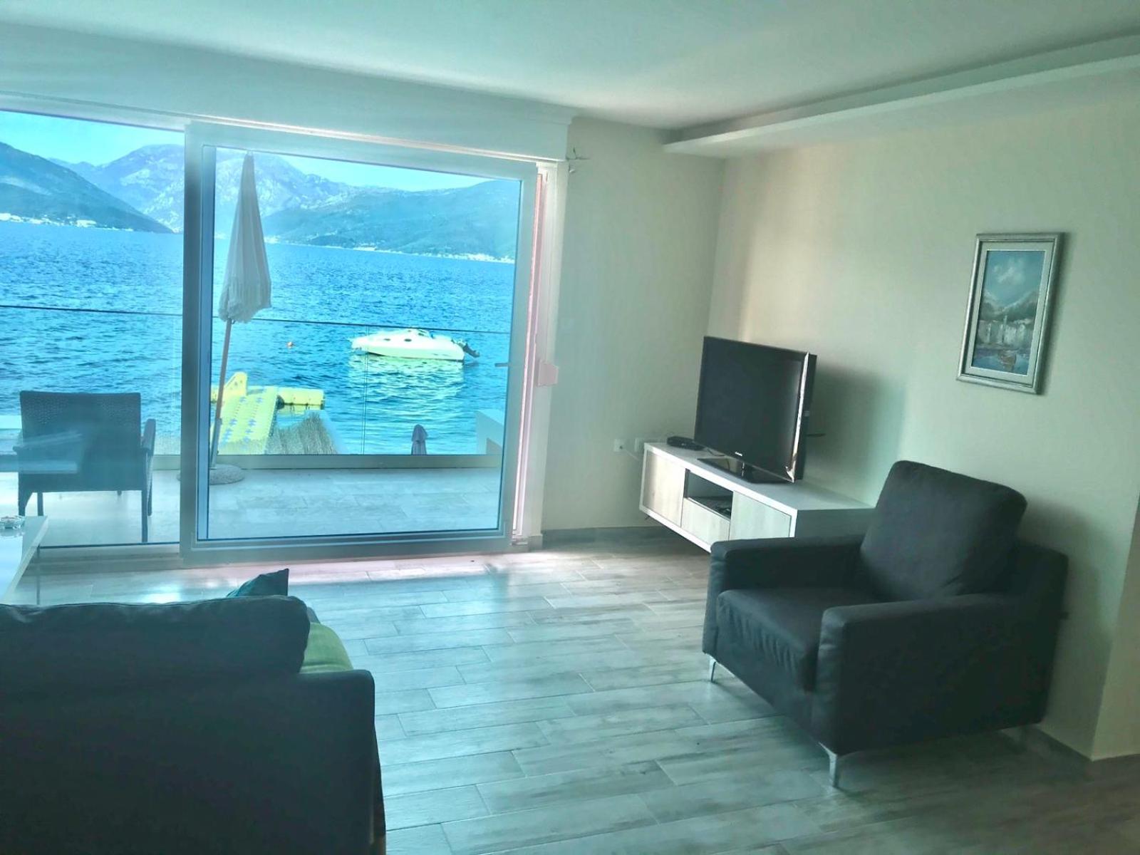 Lux Apartments Krasici photo 3