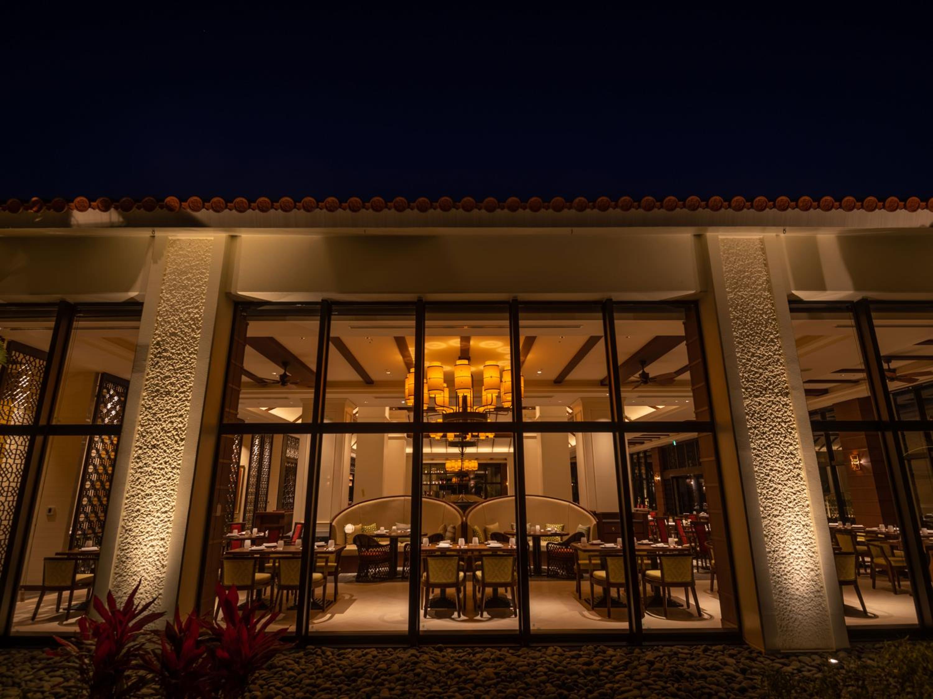 FUSAKI BEACH RESORT HOTEL & VILLAS