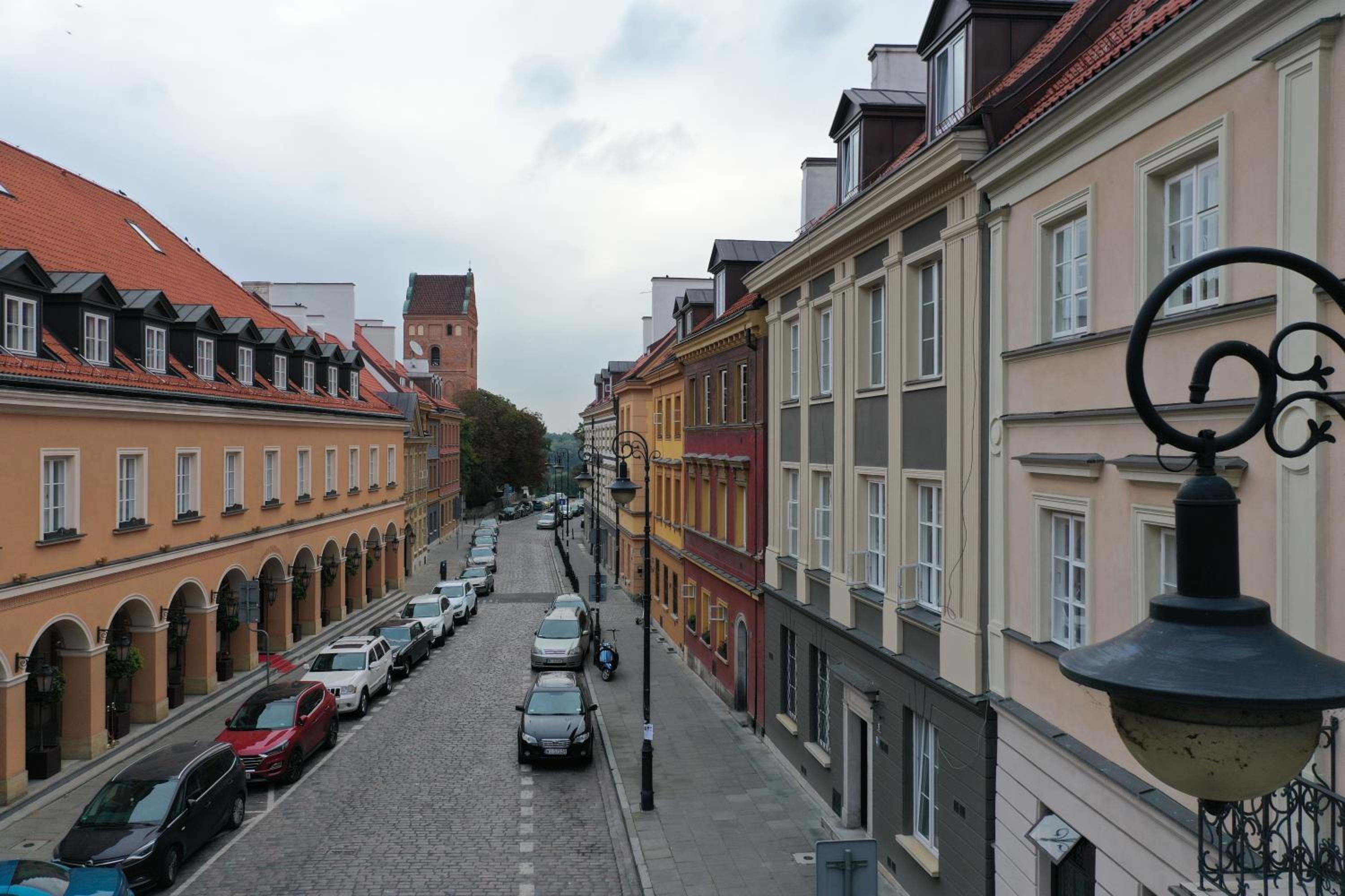 Warsaw Heritage Apartment view 3