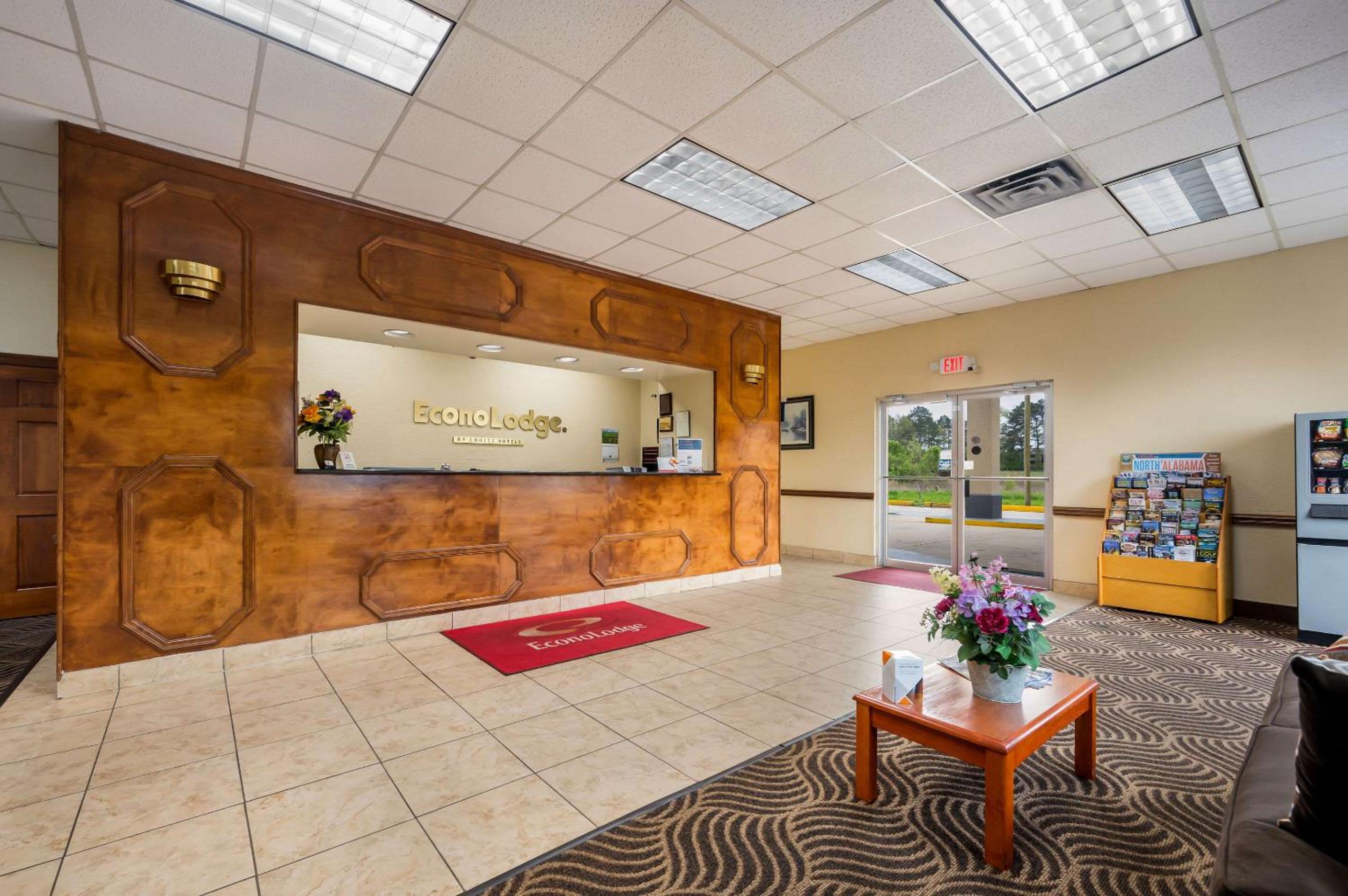 Cullman Vacations - Econo Lodge - Property Image 5