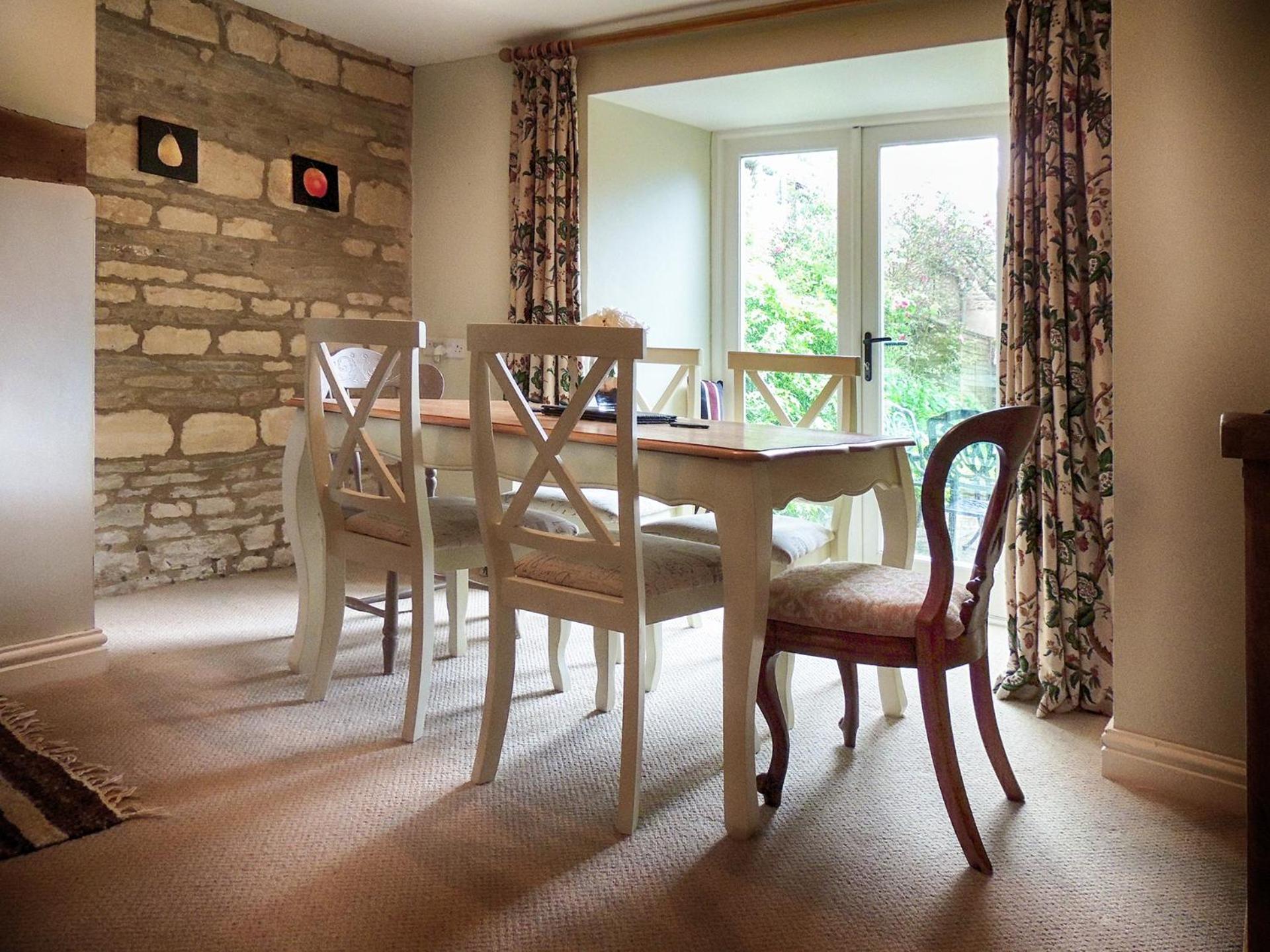 Hotel Greystones Cottage - Image 1