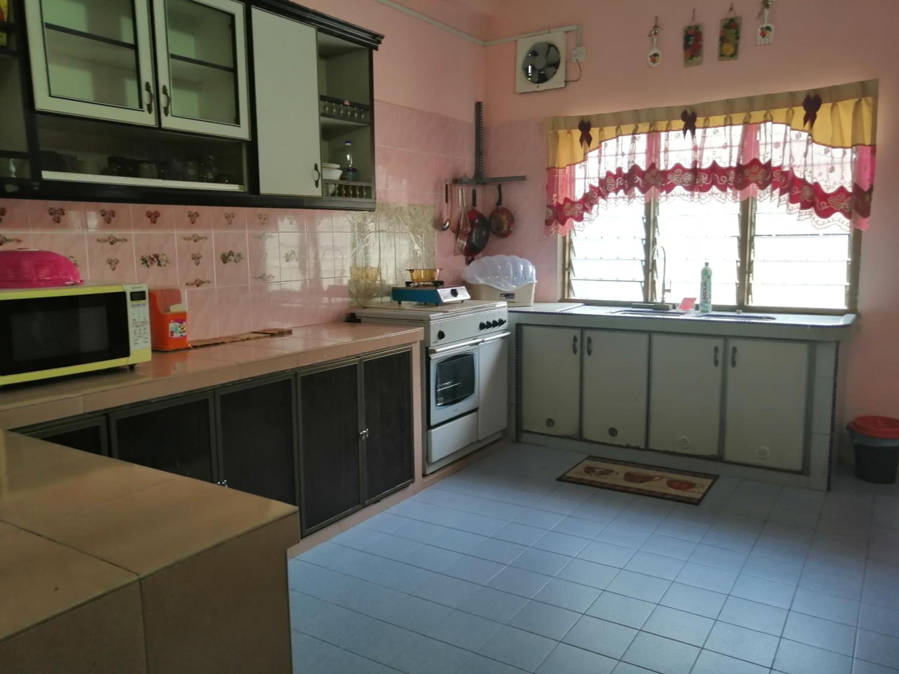 KLUANG BARAT HOMESTAY photo 7