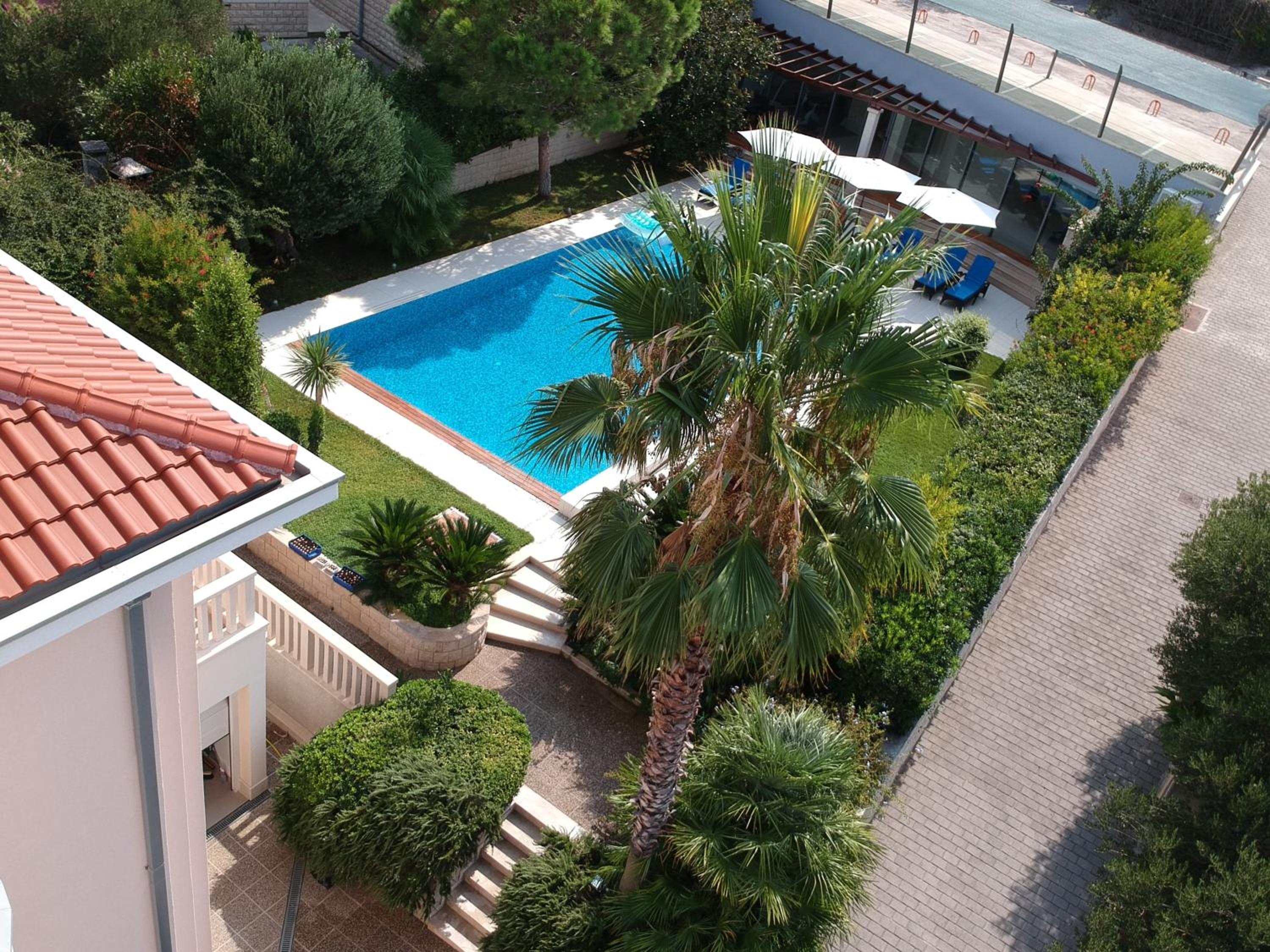 Villa Keti apartments Pool & Wellness view 4
