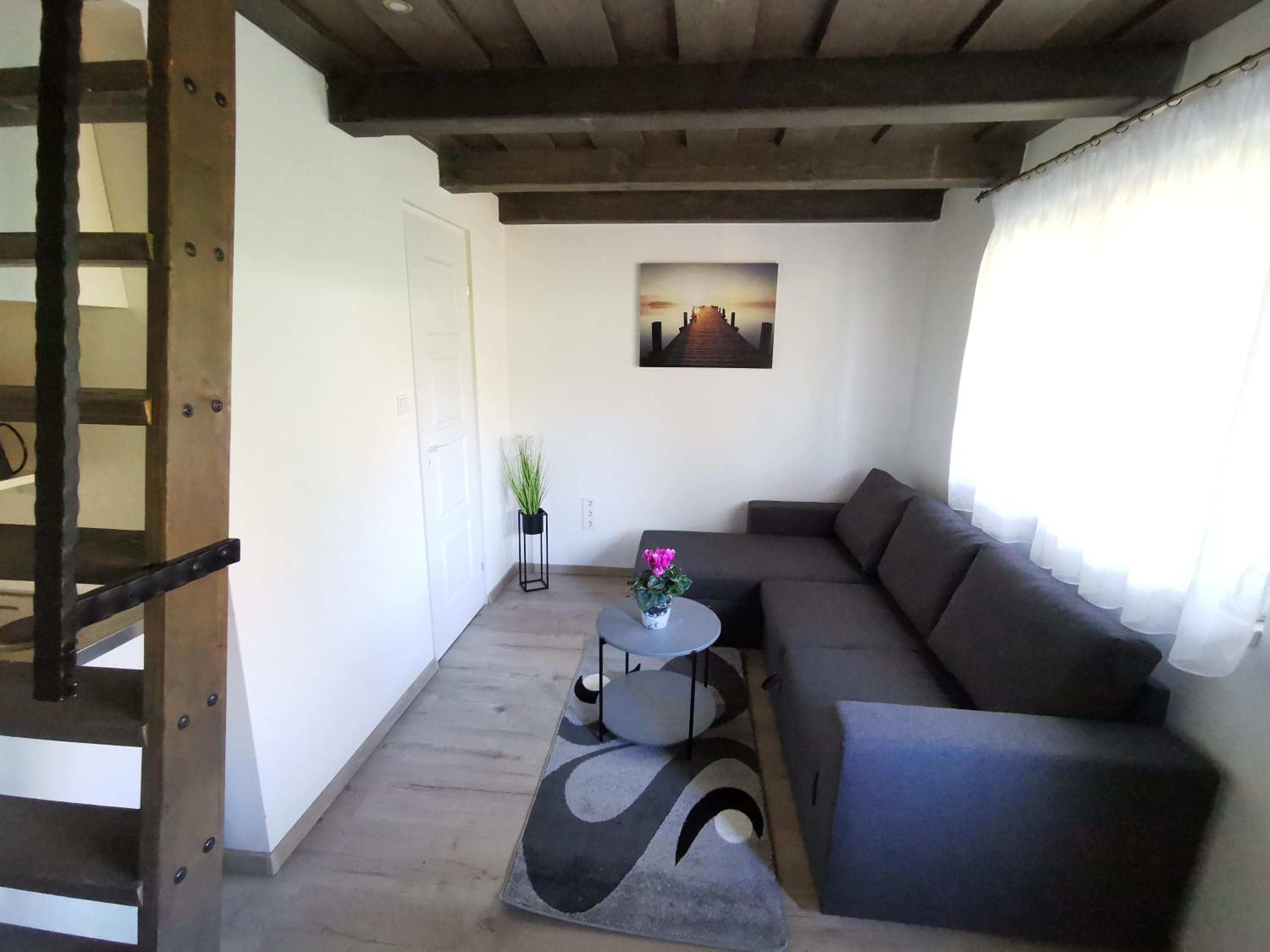 Vali néni kifőzde és apartman view 5