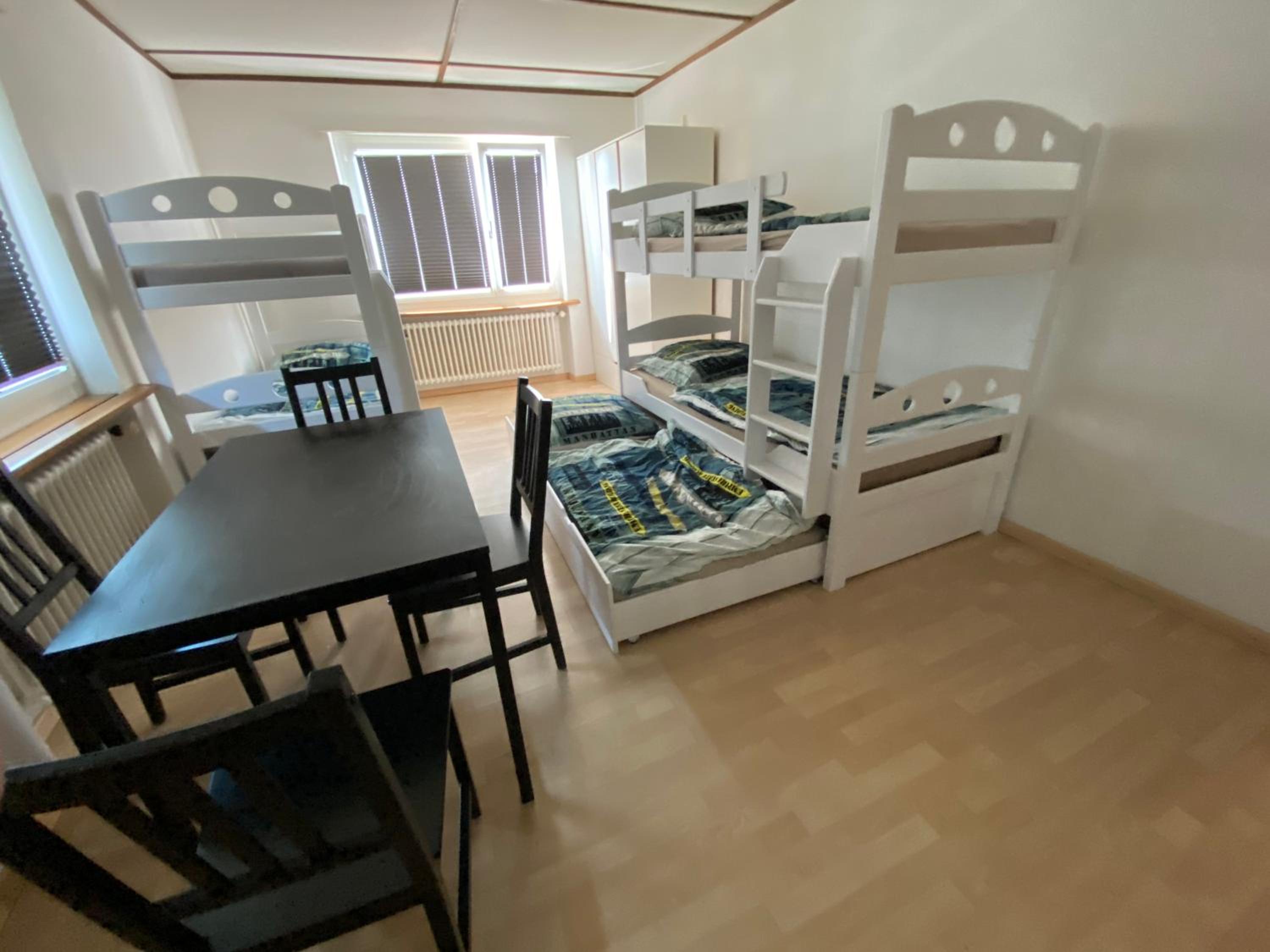 Hostel Airport