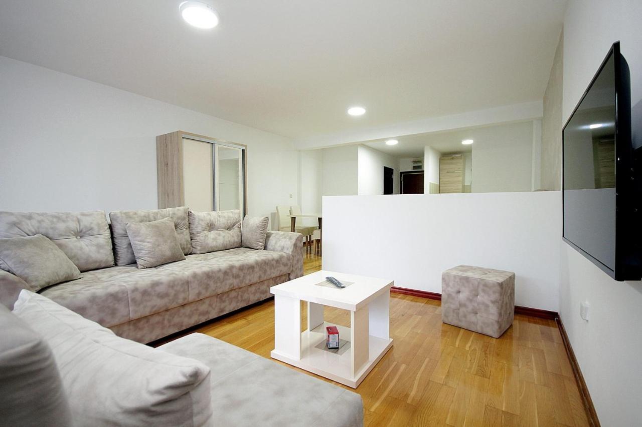 Holiday apartments Petrovac view 2