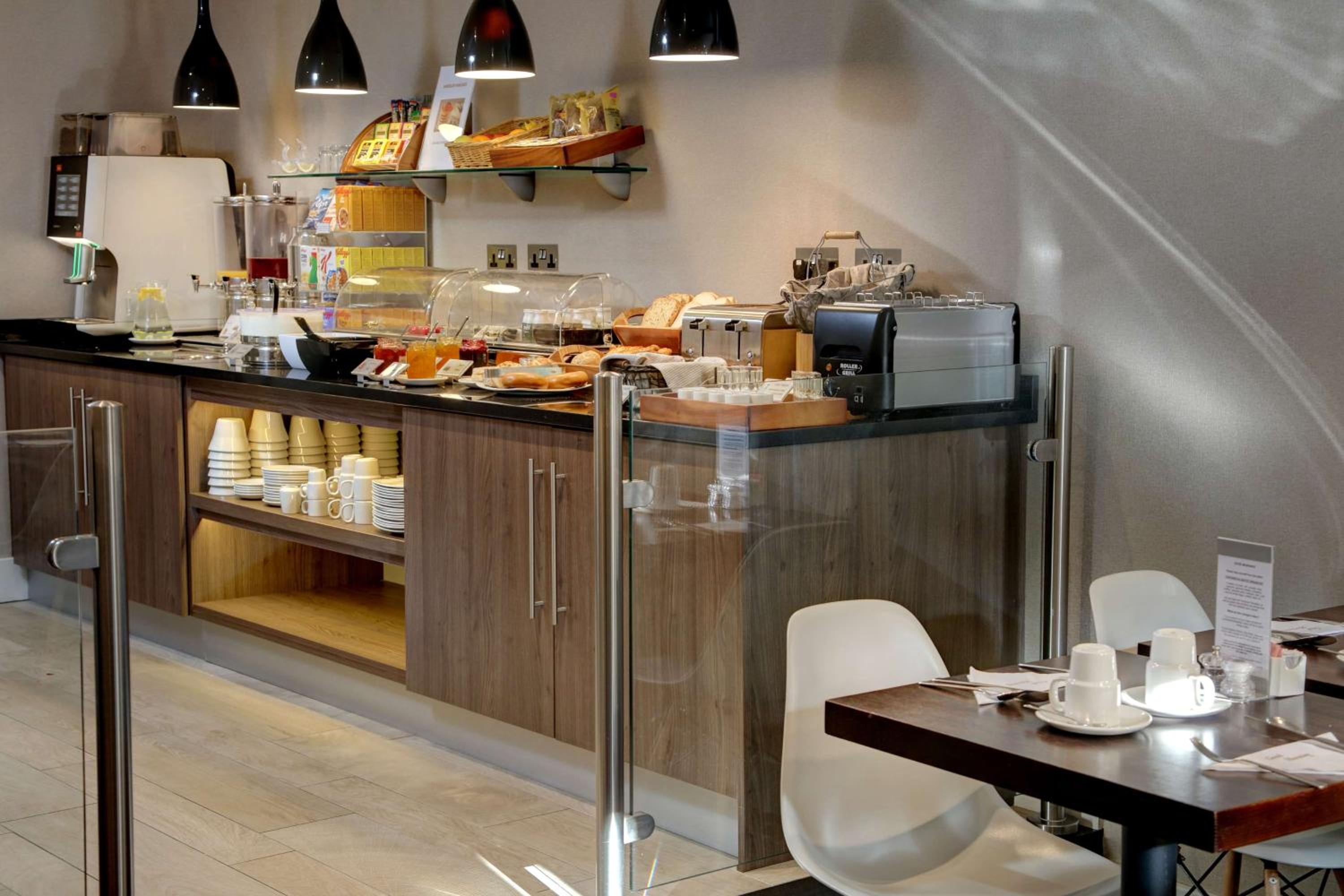 Best Western Plus Delmere Hotel 2