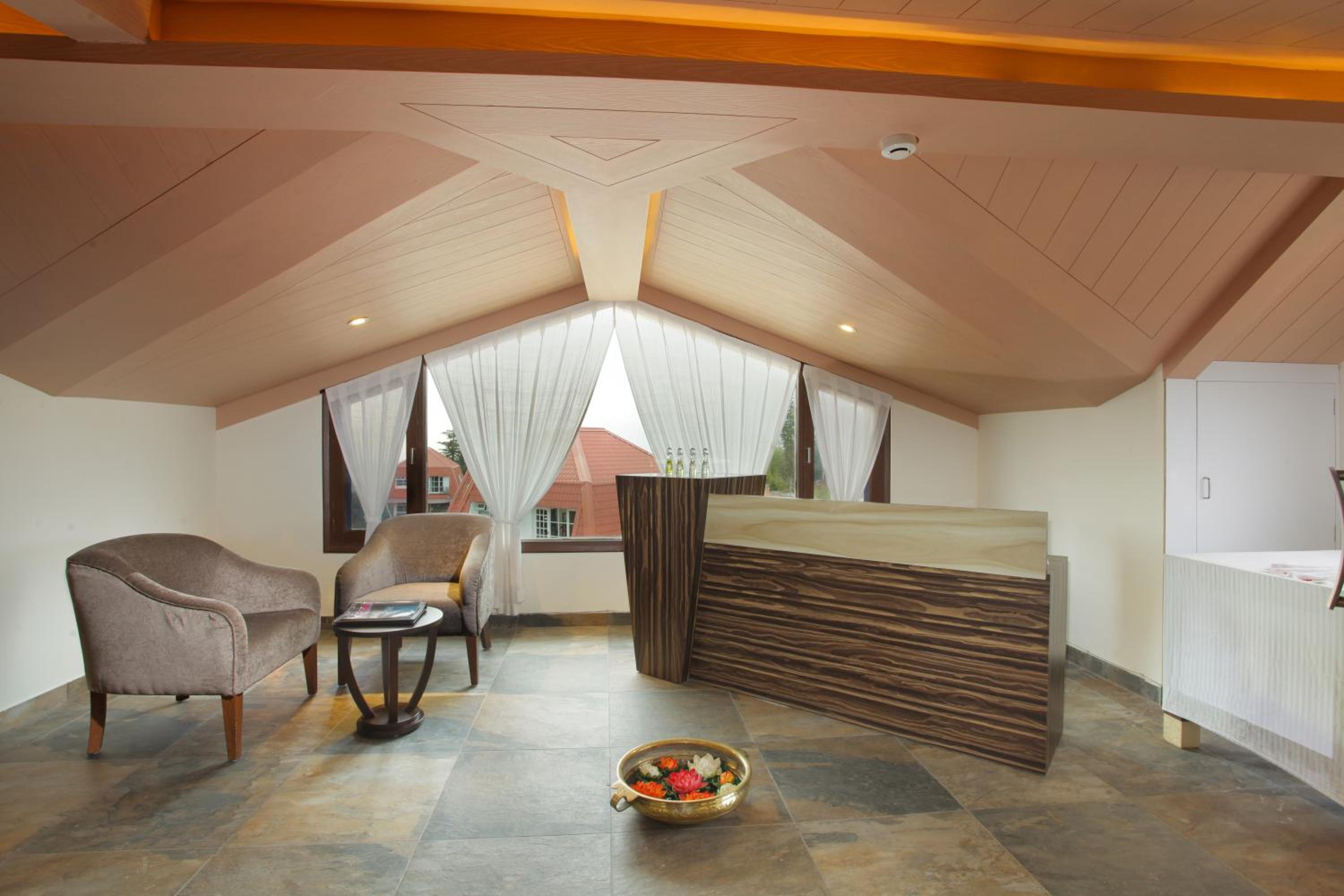 Marigold Sarovar Portico Shimla with Heated pool and AC Rooms-A Resort cottage and SPA Marigold Sarovar Portico Shimla with Heated pool and AC Rooms-A Resort cottage and SPA