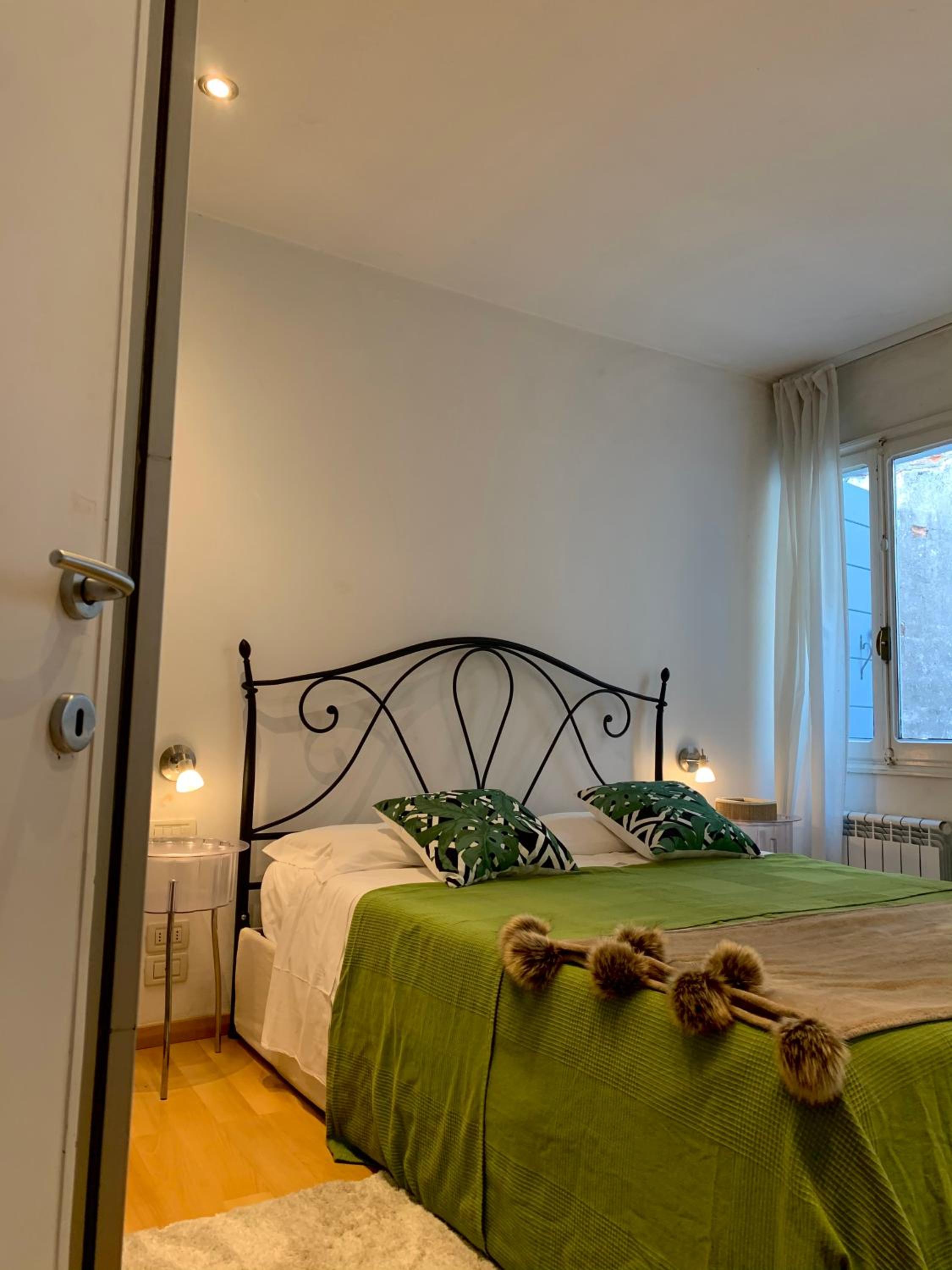 REGINA - ROMANTIC STUDIO near RIALTO