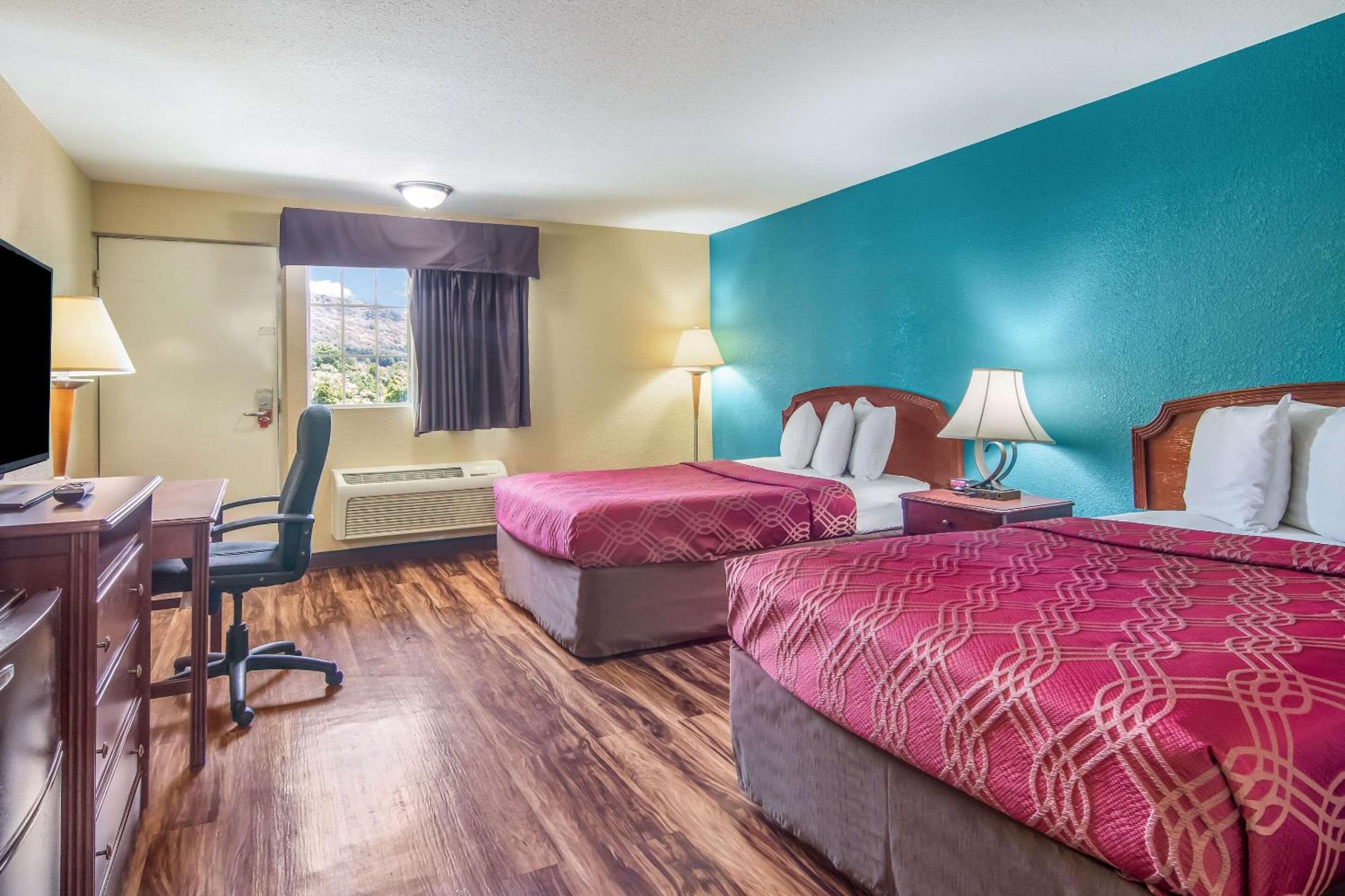 Econo Lodge Hotel Bradford